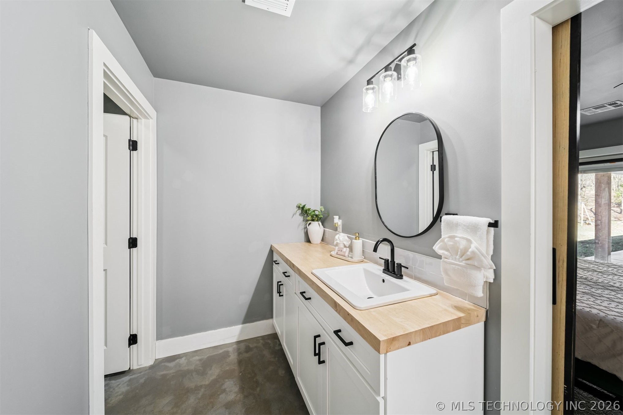 20870 S 4250 Road Property Photo 15