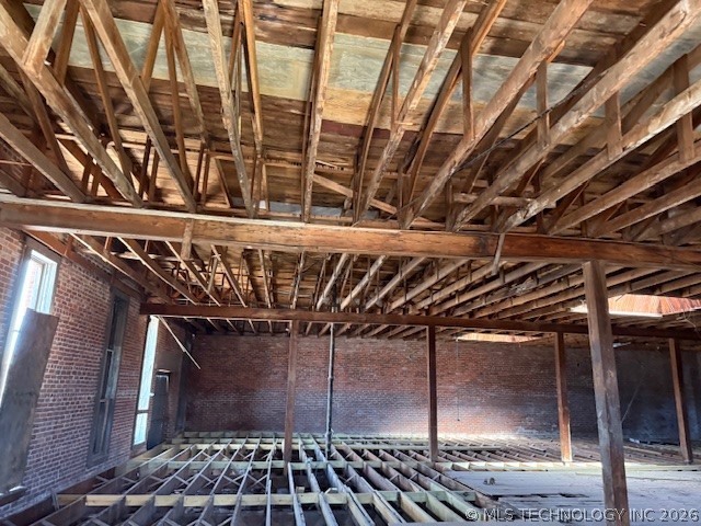 201 E Broadway Property Photo 3