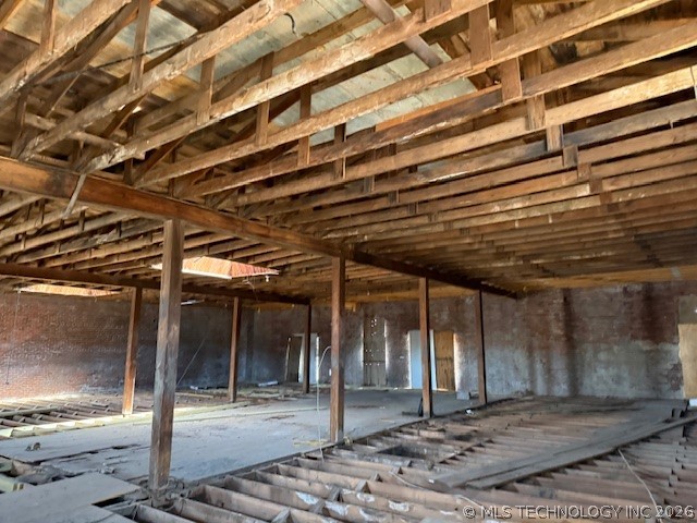 201 E Broadway Property Photo 4