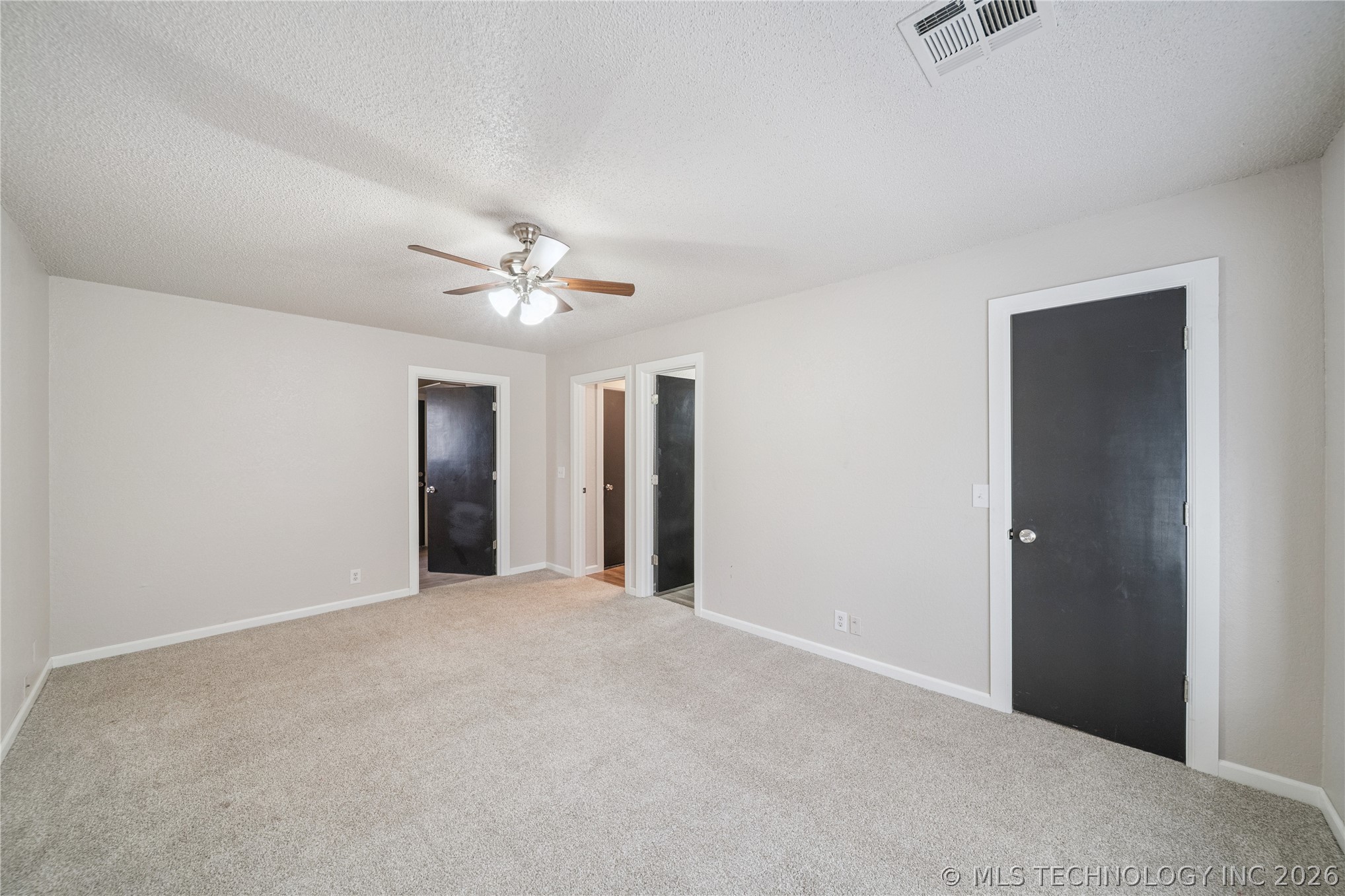 1490 Ash Hollow Street Property Photo 24