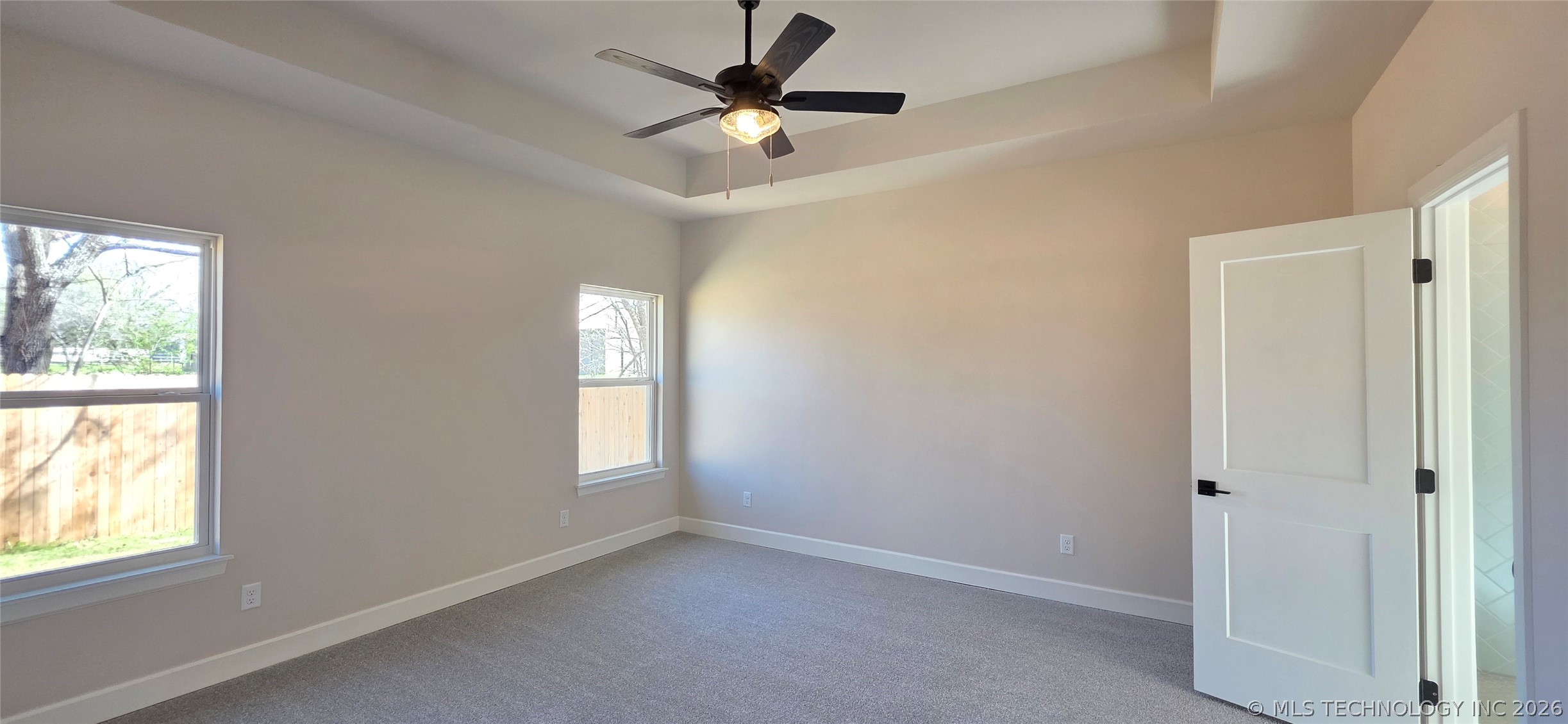 1014 E Delmar Place Property Photo 20