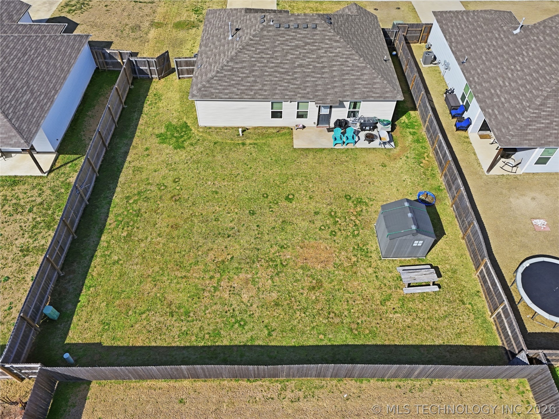 14205 N 73rd East Avenue Property Photo 5