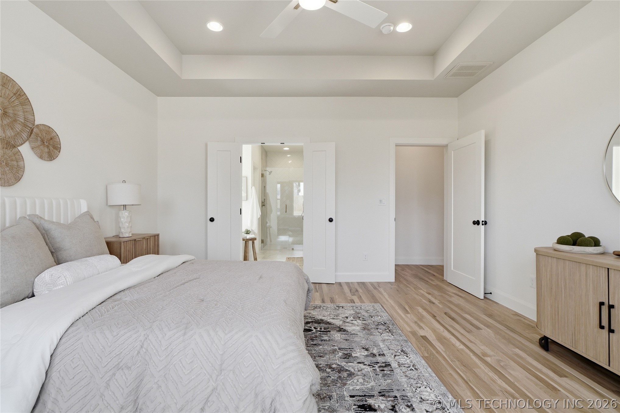 13657 S 20th Place E Property Photo 17