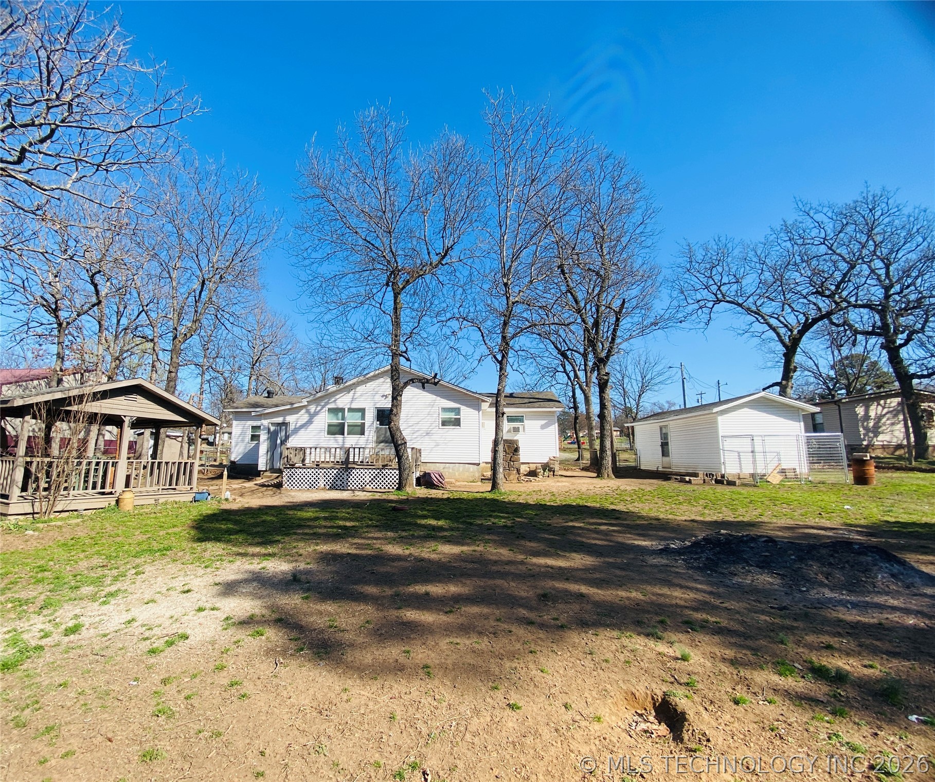 264 Se Main Street Property Photo 13