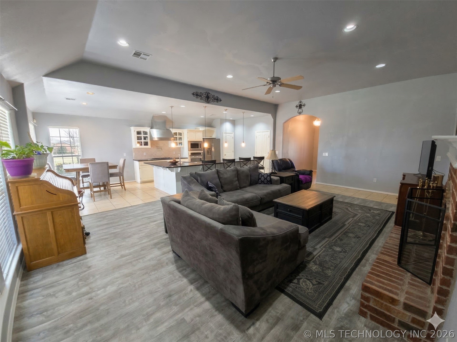 12325 Longhorn Circle Property Photo 10