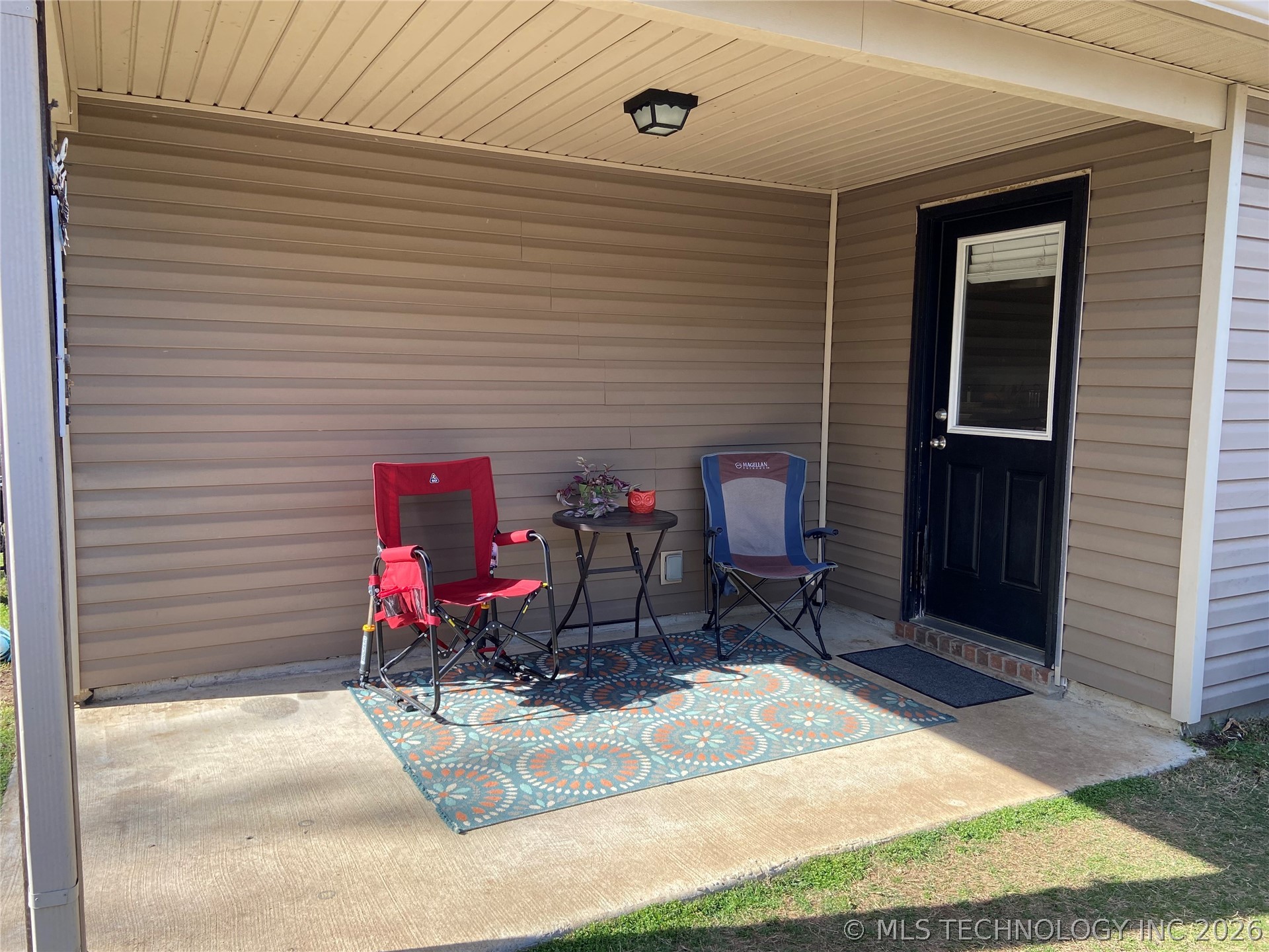 2805 E Quincy Street Property Photo 6