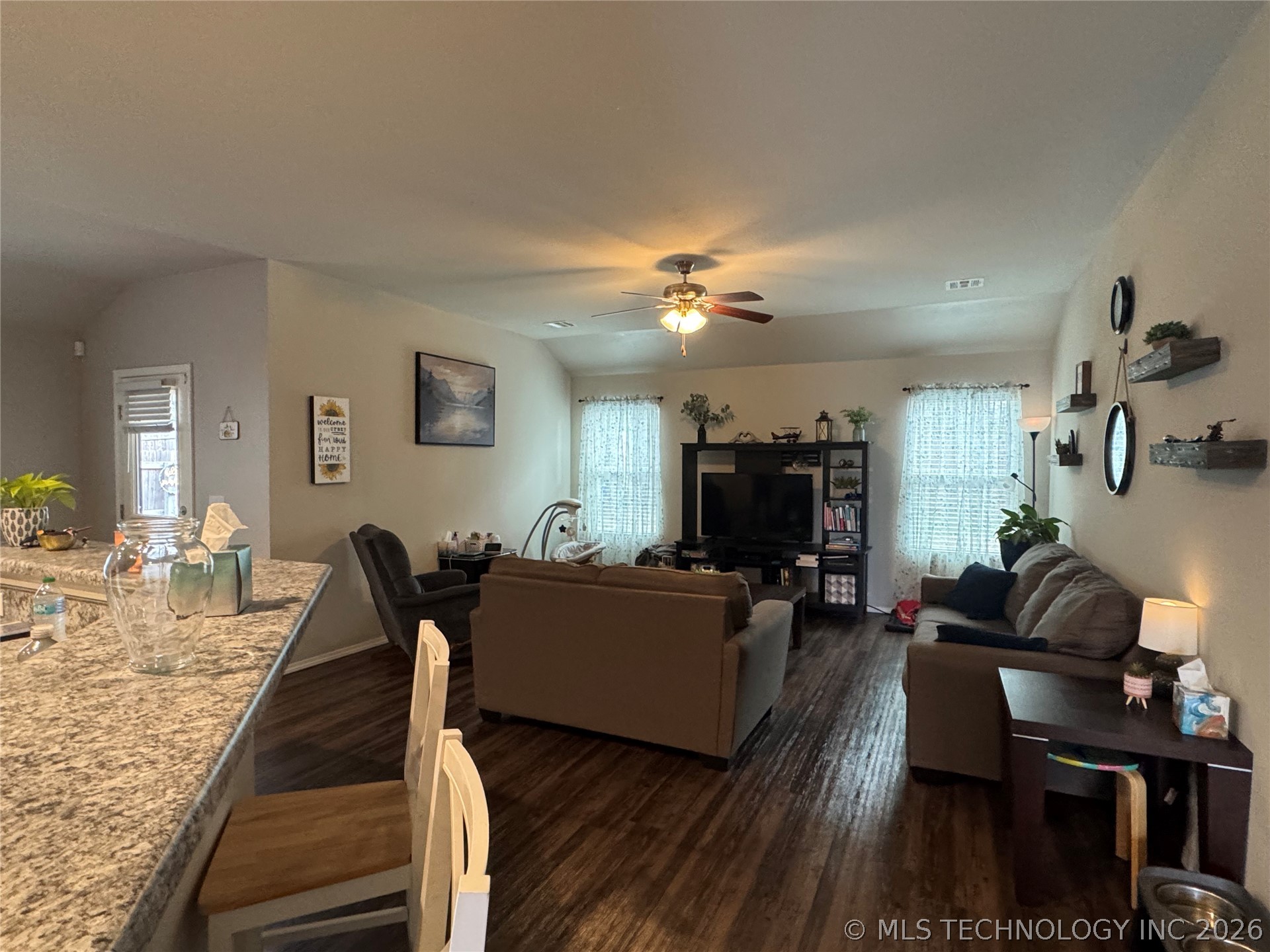 2805 E Quincy Street Property Photo 20