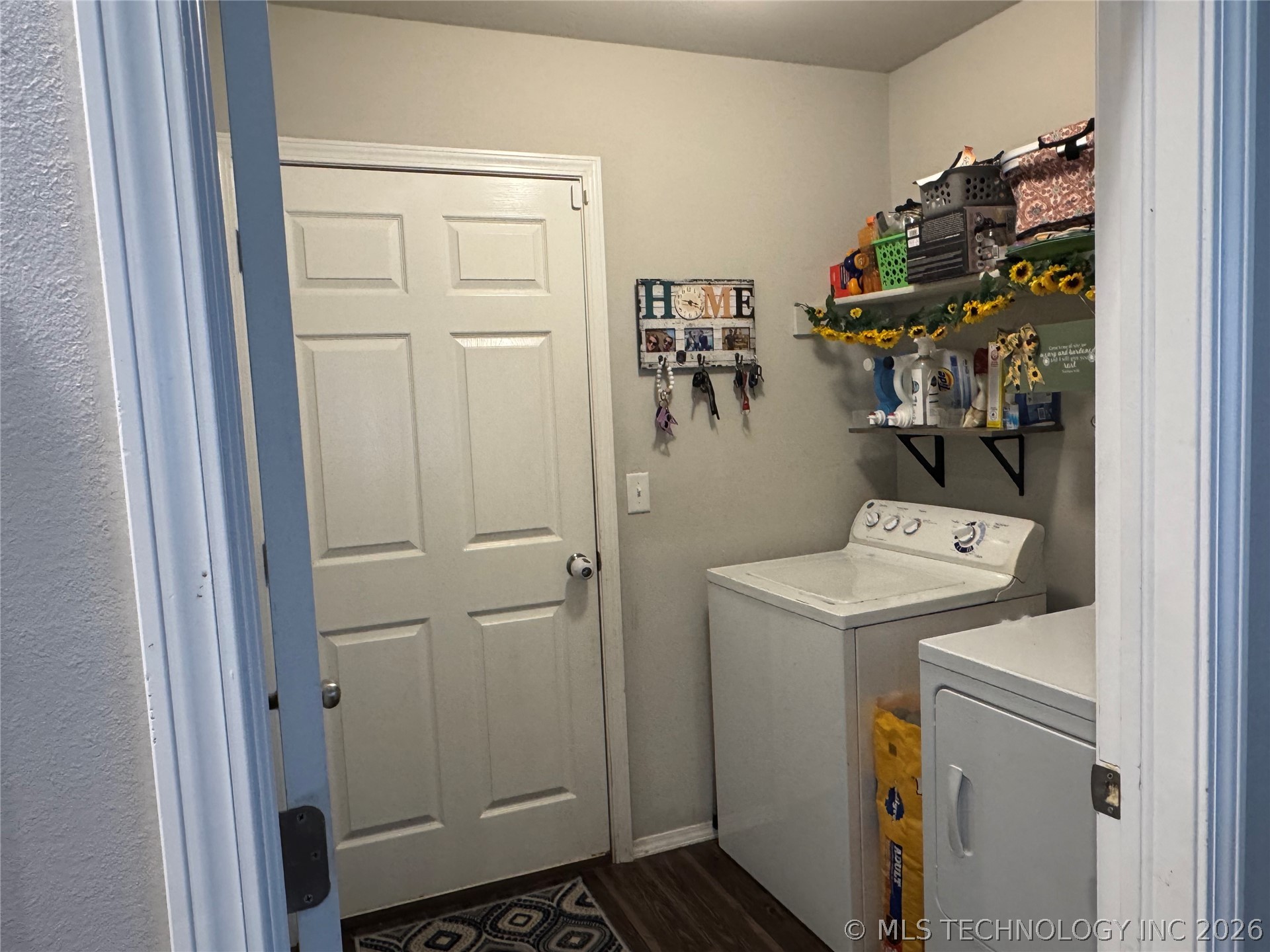 2805 E Quincy Street Property Photo 22