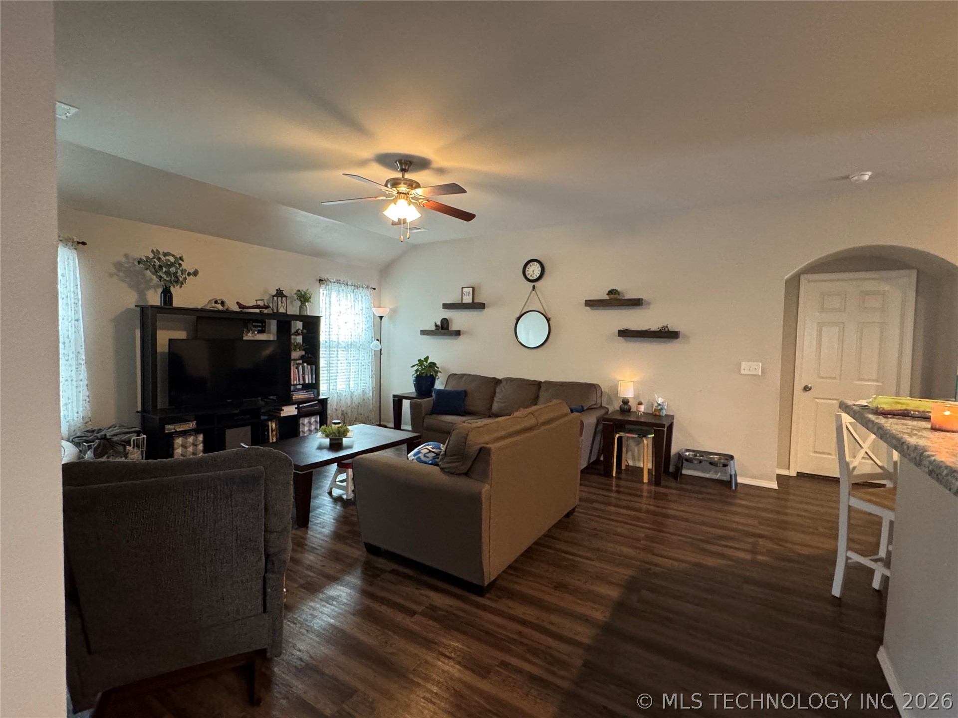 2805 E Quincy Street Property Photo 25