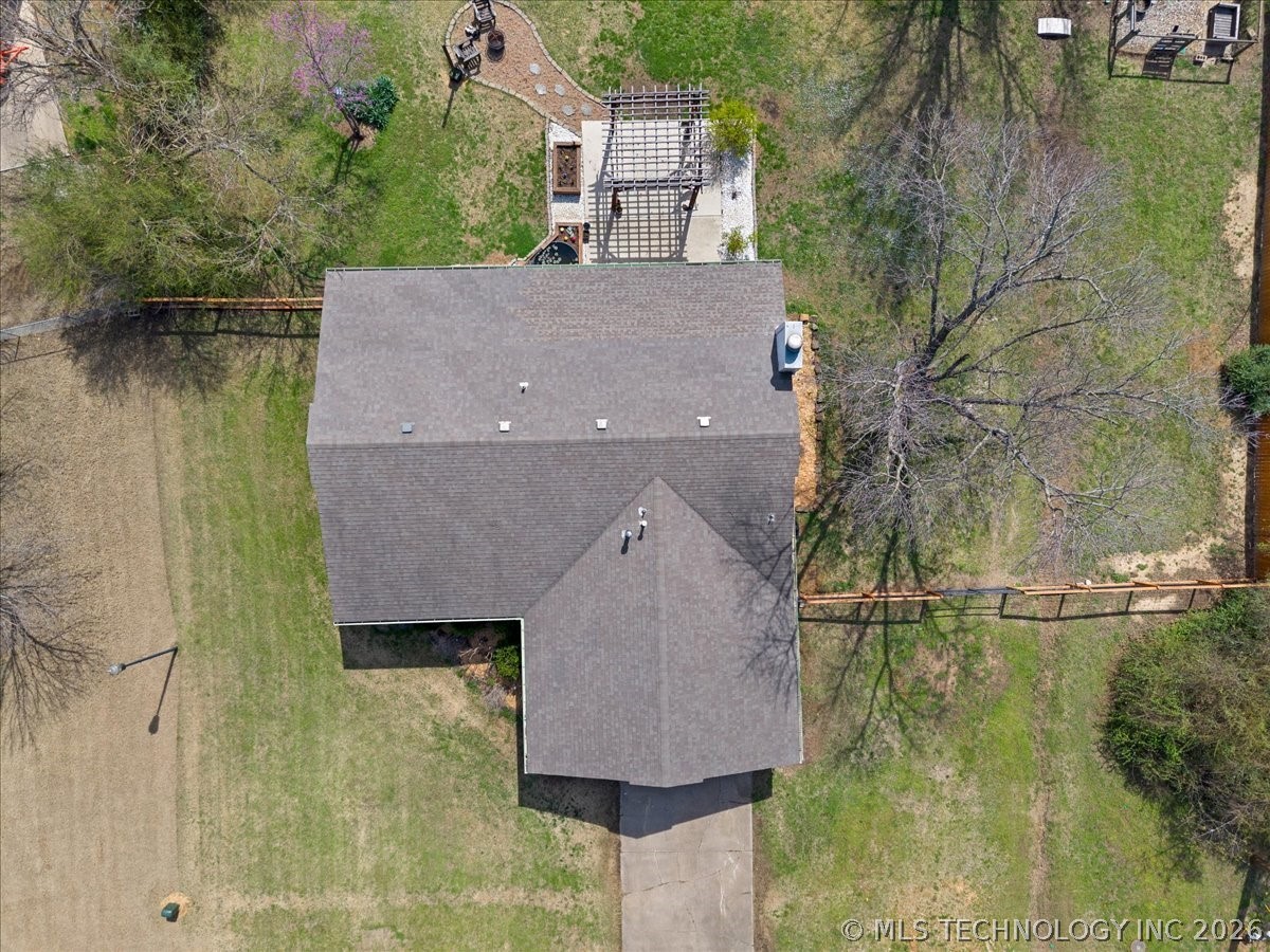 24920 Rosewood Drive Property Photo 40