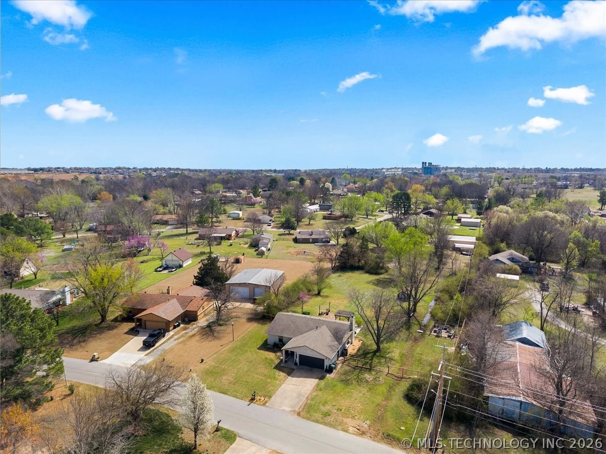 24920 Rosewood Drive Property Photo 42
