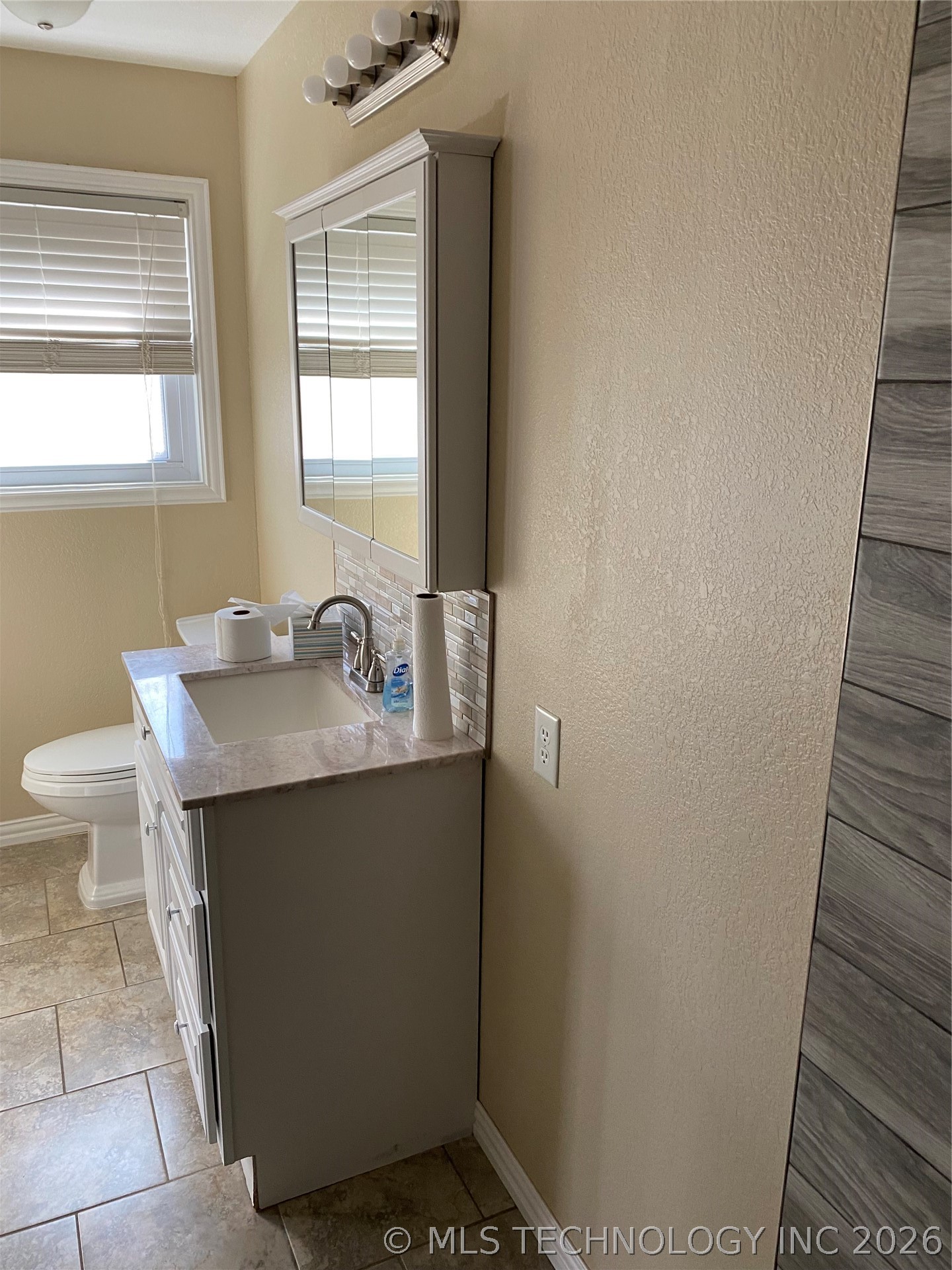 107 N Main Street Property Photo 6
