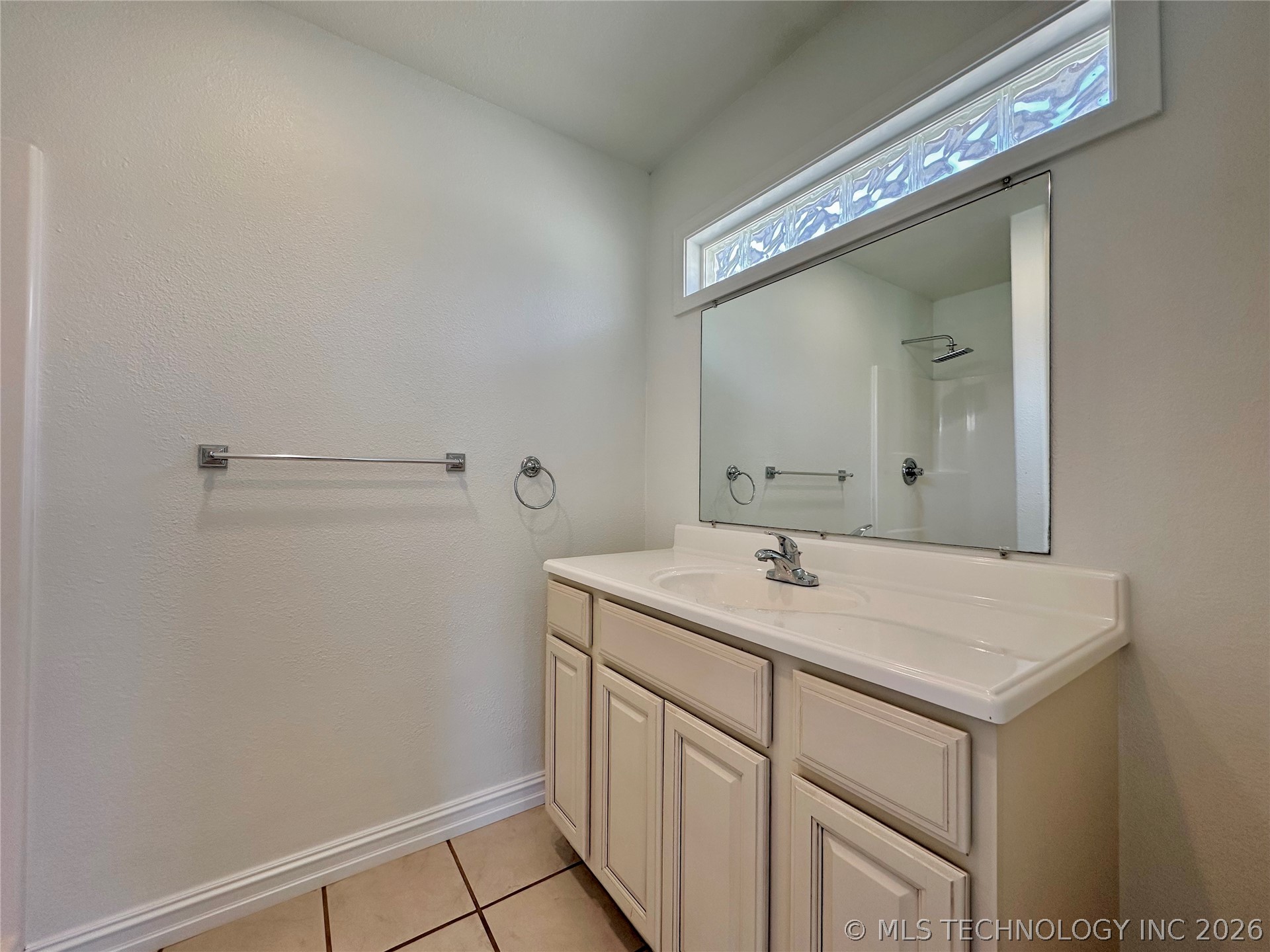 3110 E 55th Street S Property Photo 25