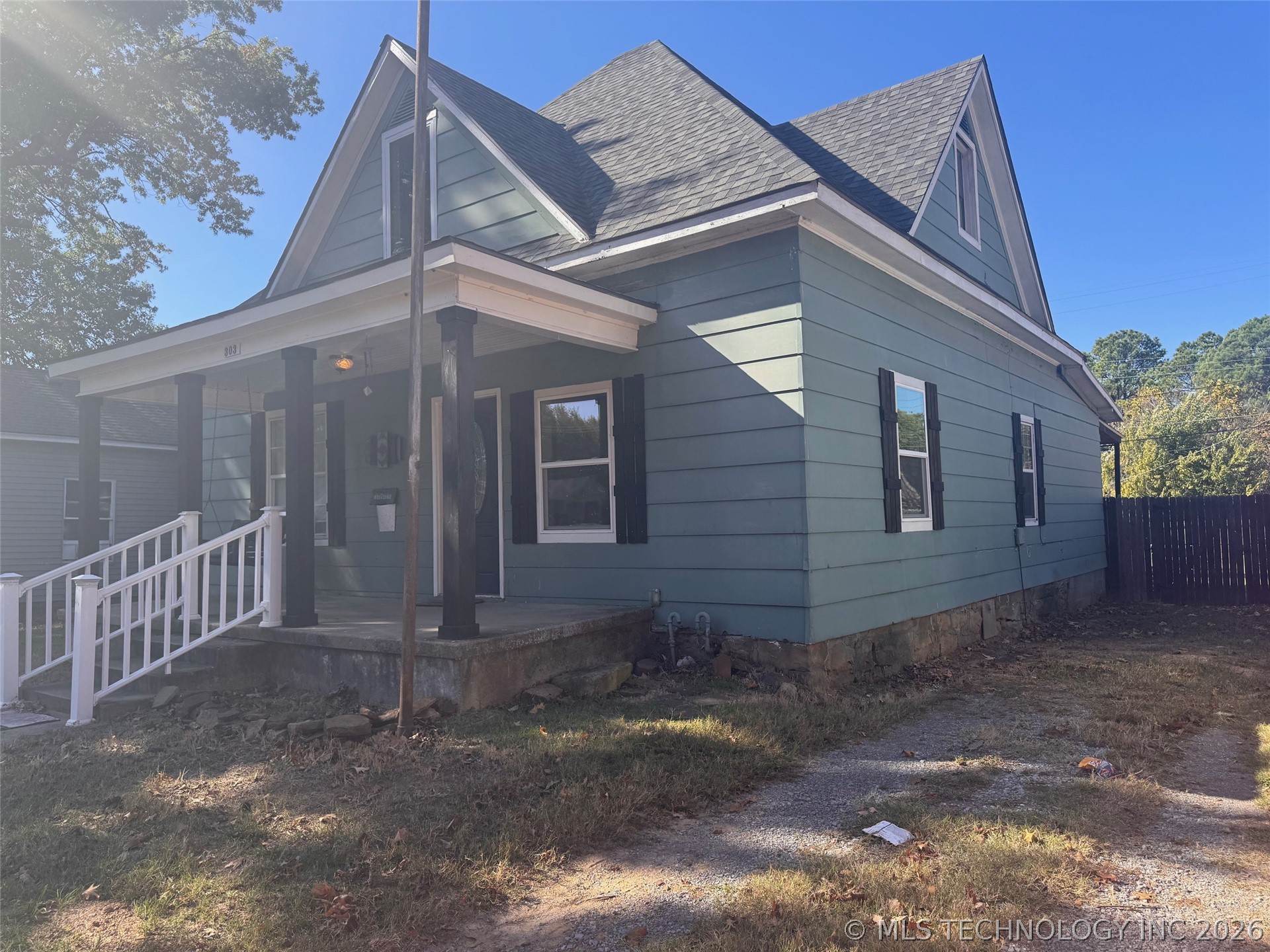 303 N O Street Property Photo 2