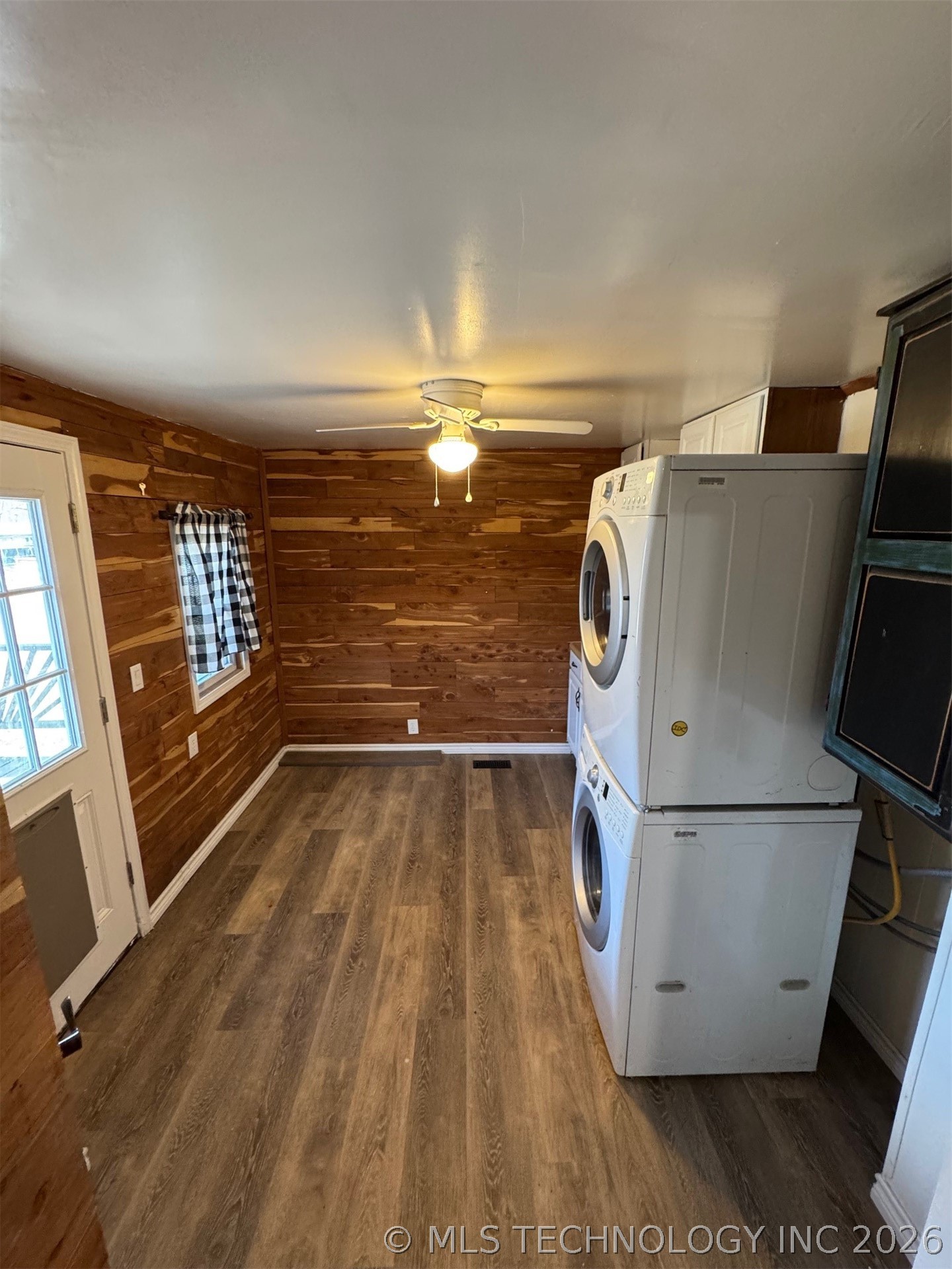 303 N O Street Property Photo 6