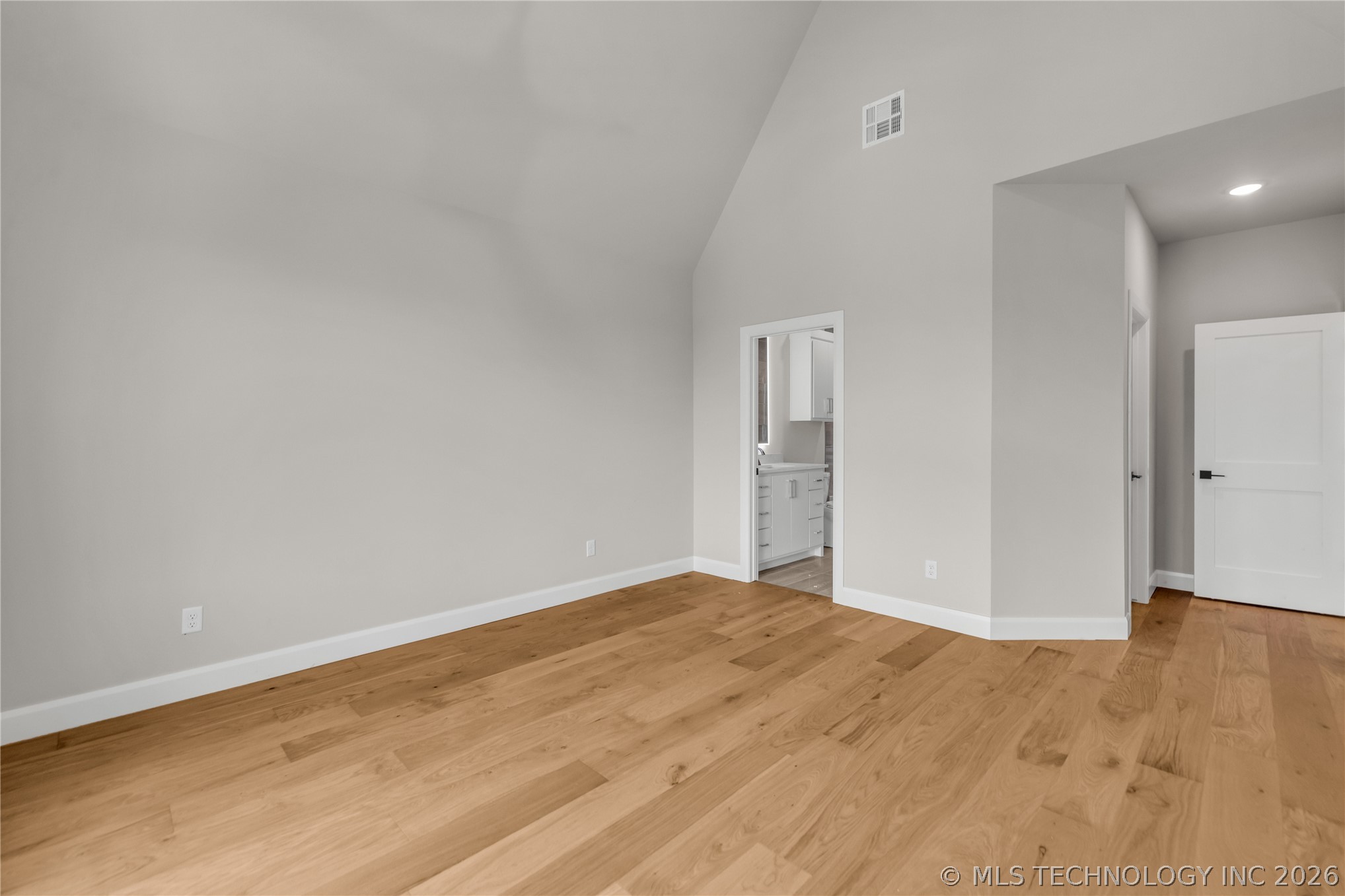 6037 E 119th Place Property Photo 54
