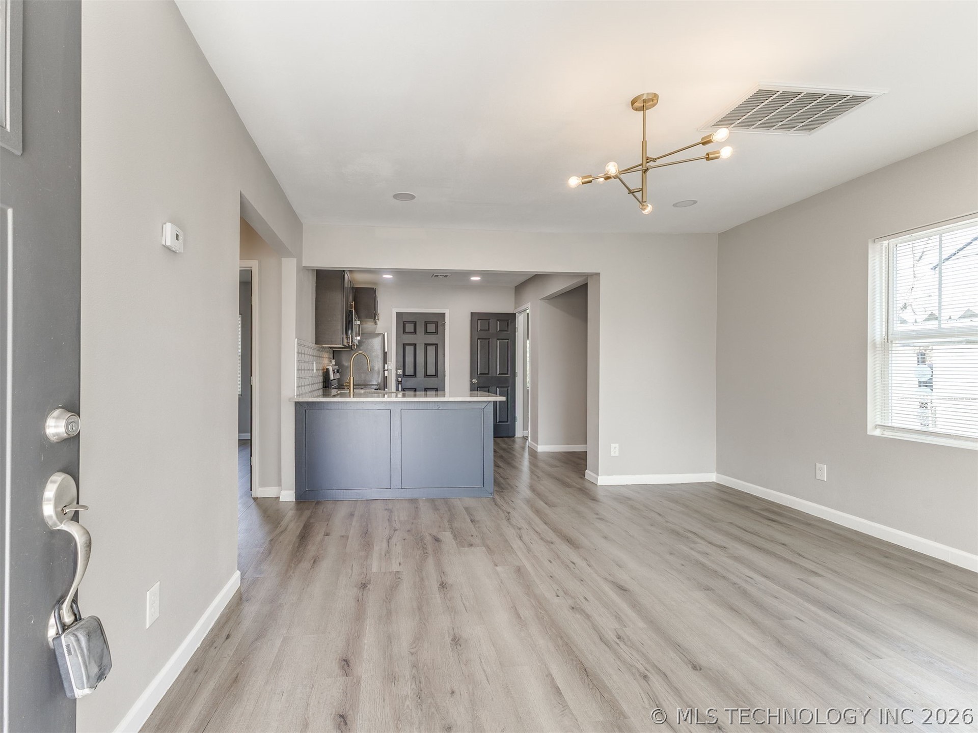 3911 E Admiral Court Property Photo 12