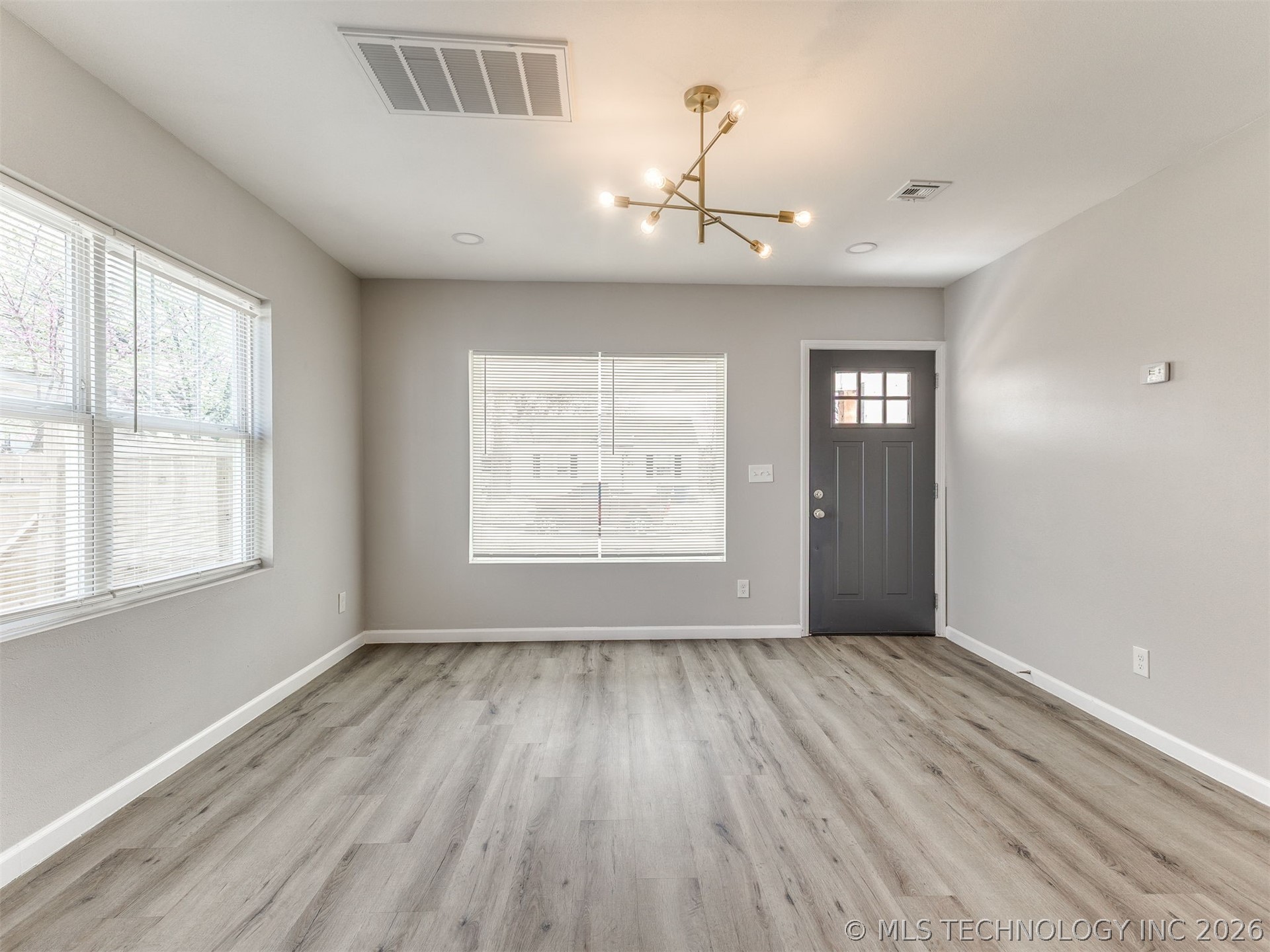 3911 E Admiral Court Property Photo 14