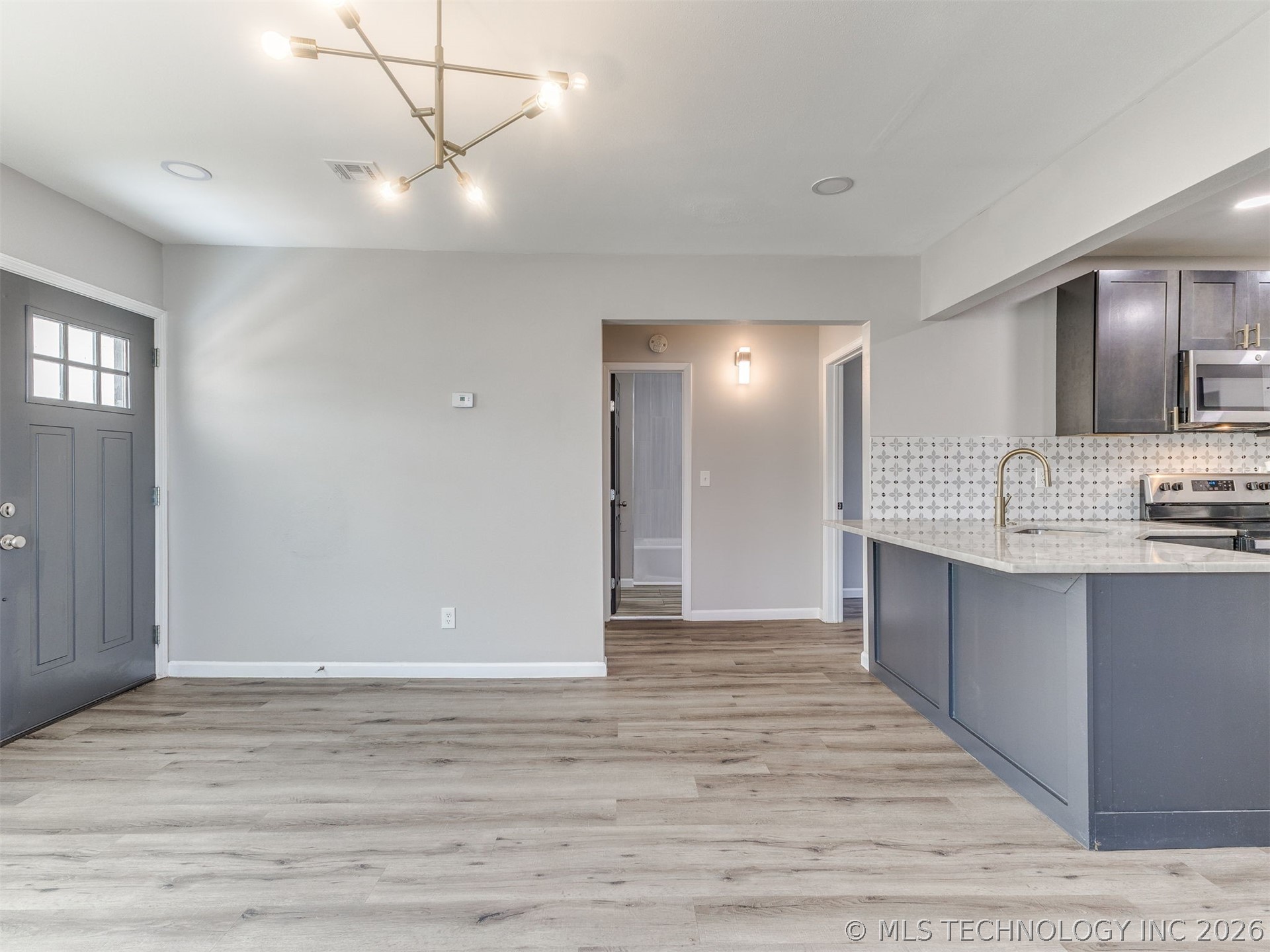 3911 E Admiral Court Property Photo 15