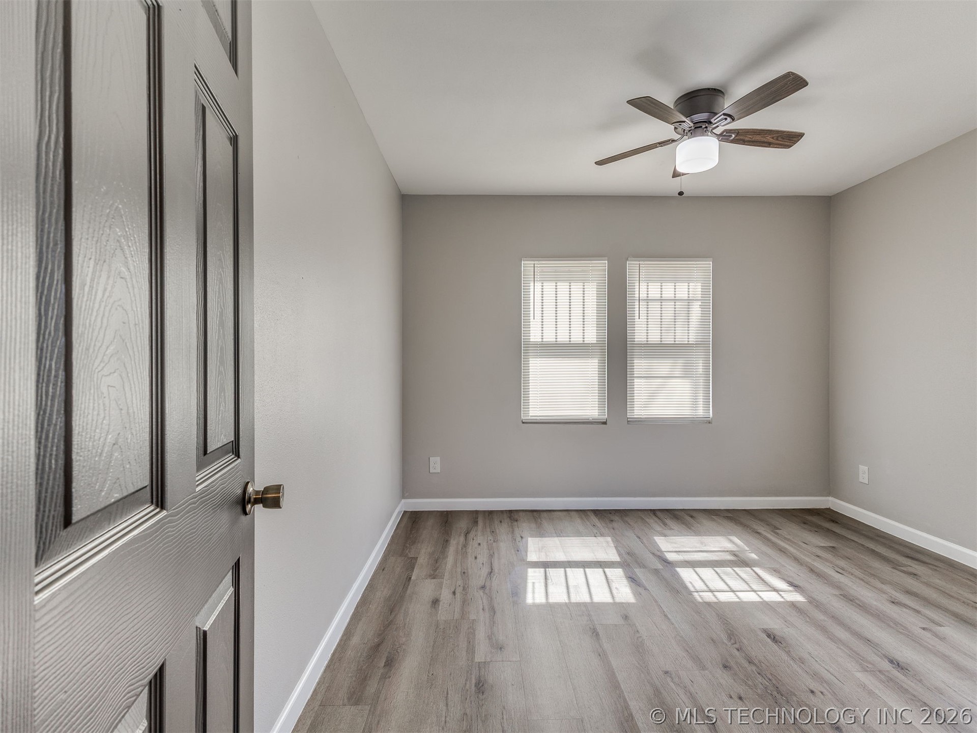 3911 E Admiral Court Property Photo 22