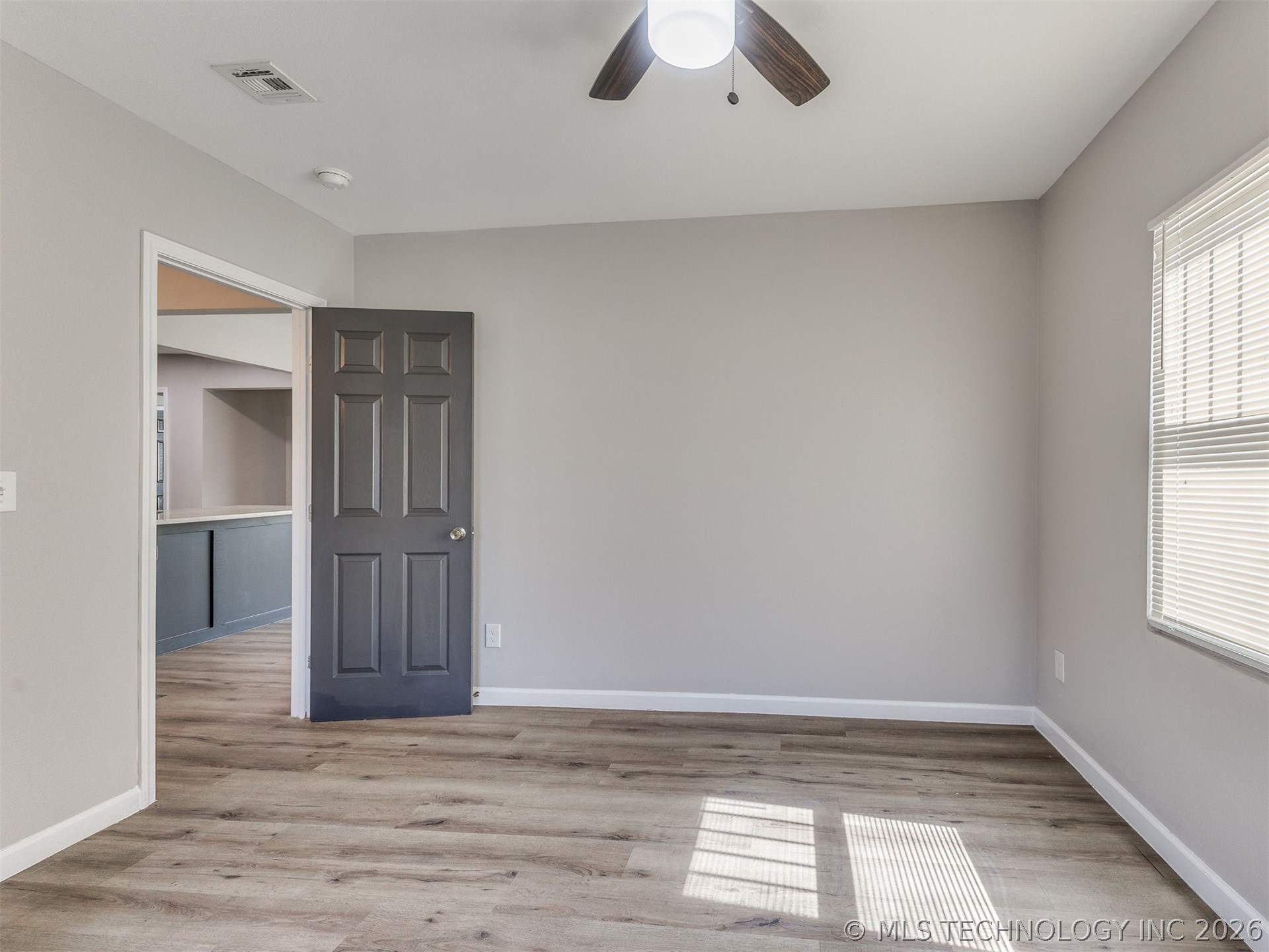 3911 E Admiral Court Property Photo 23