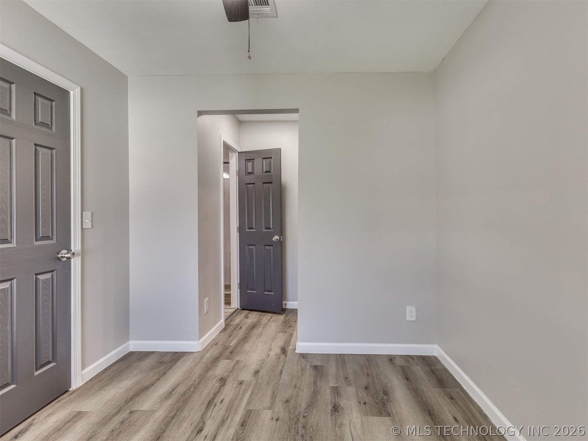3911 E Admiral Court Property Photo 29