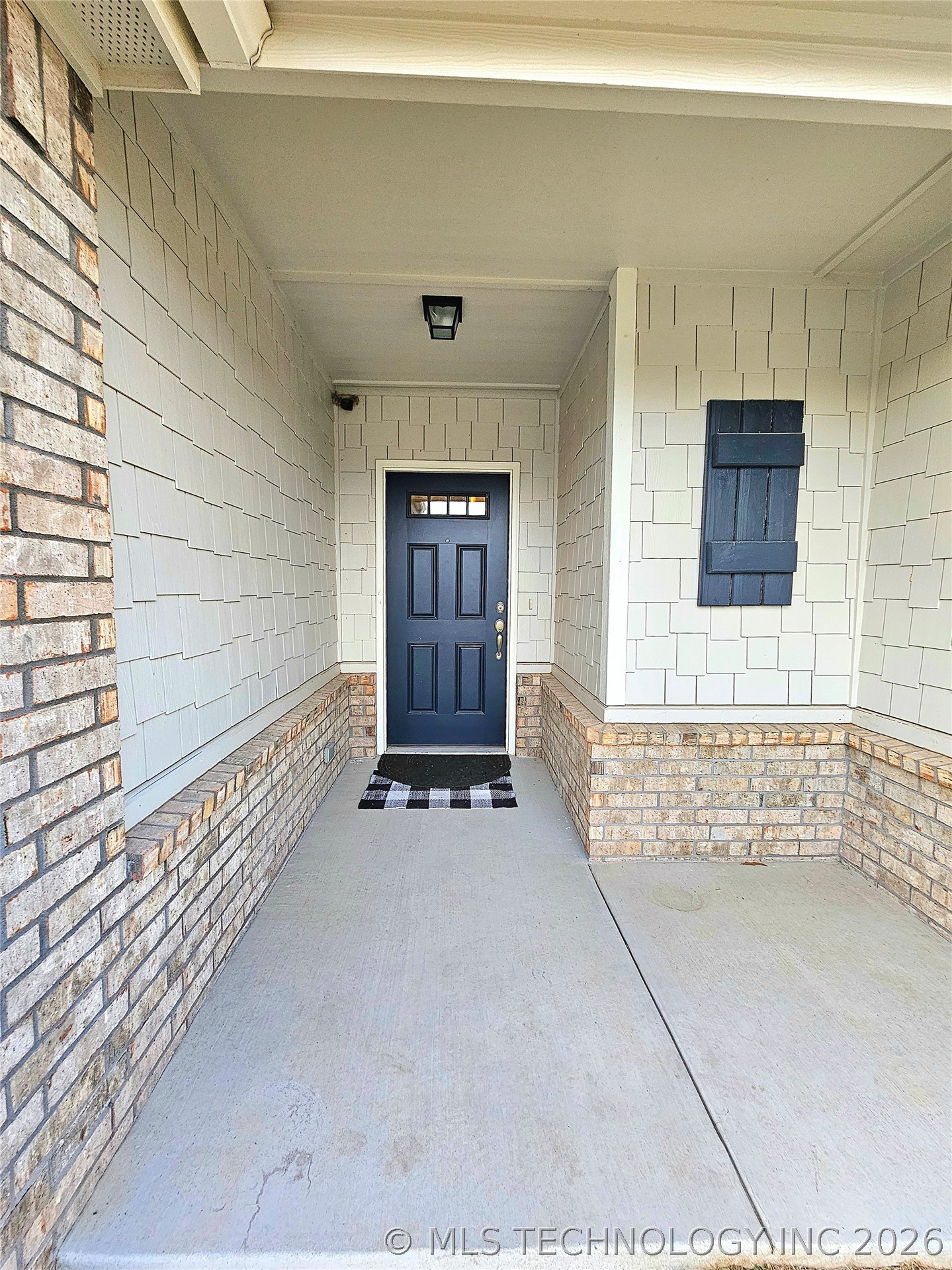 2629 W 114 Street Property Photo 5