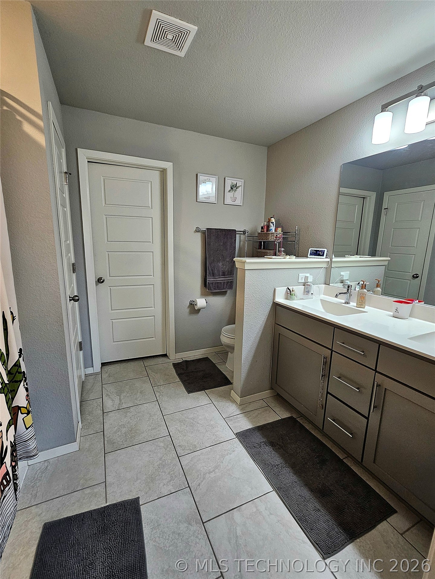2629 W 114 Street Property Photo 33