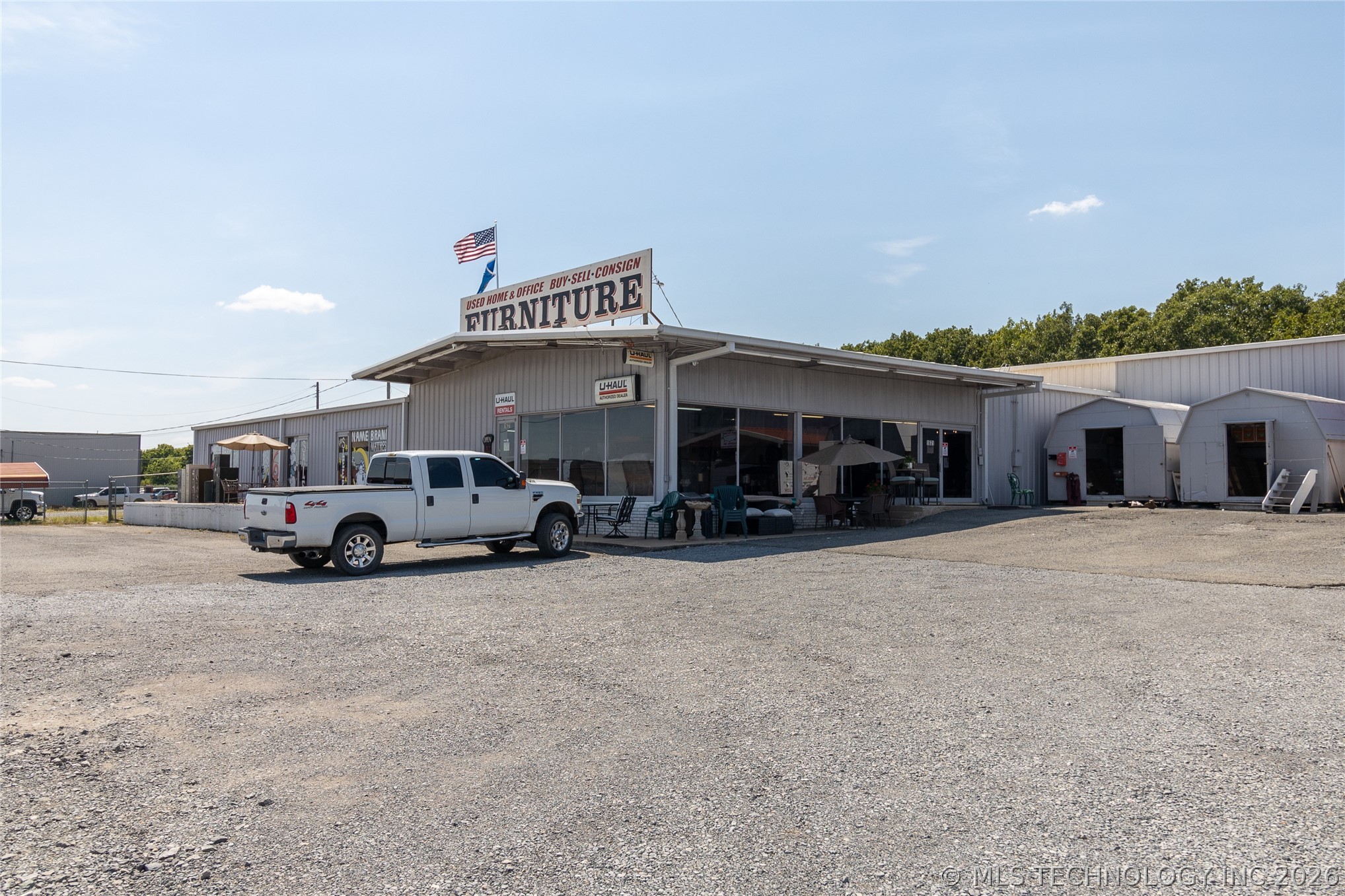 1631 S Us Hwy 69 Highway Property Photo 1