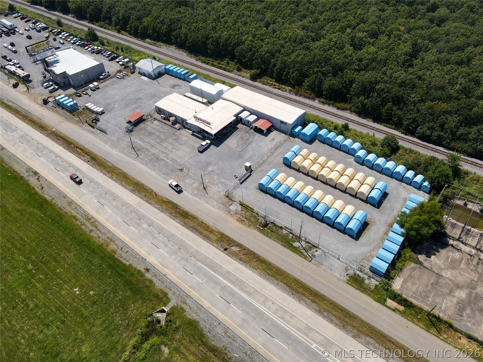 1631 S Us Hwy 69 Highway Property Photo 6