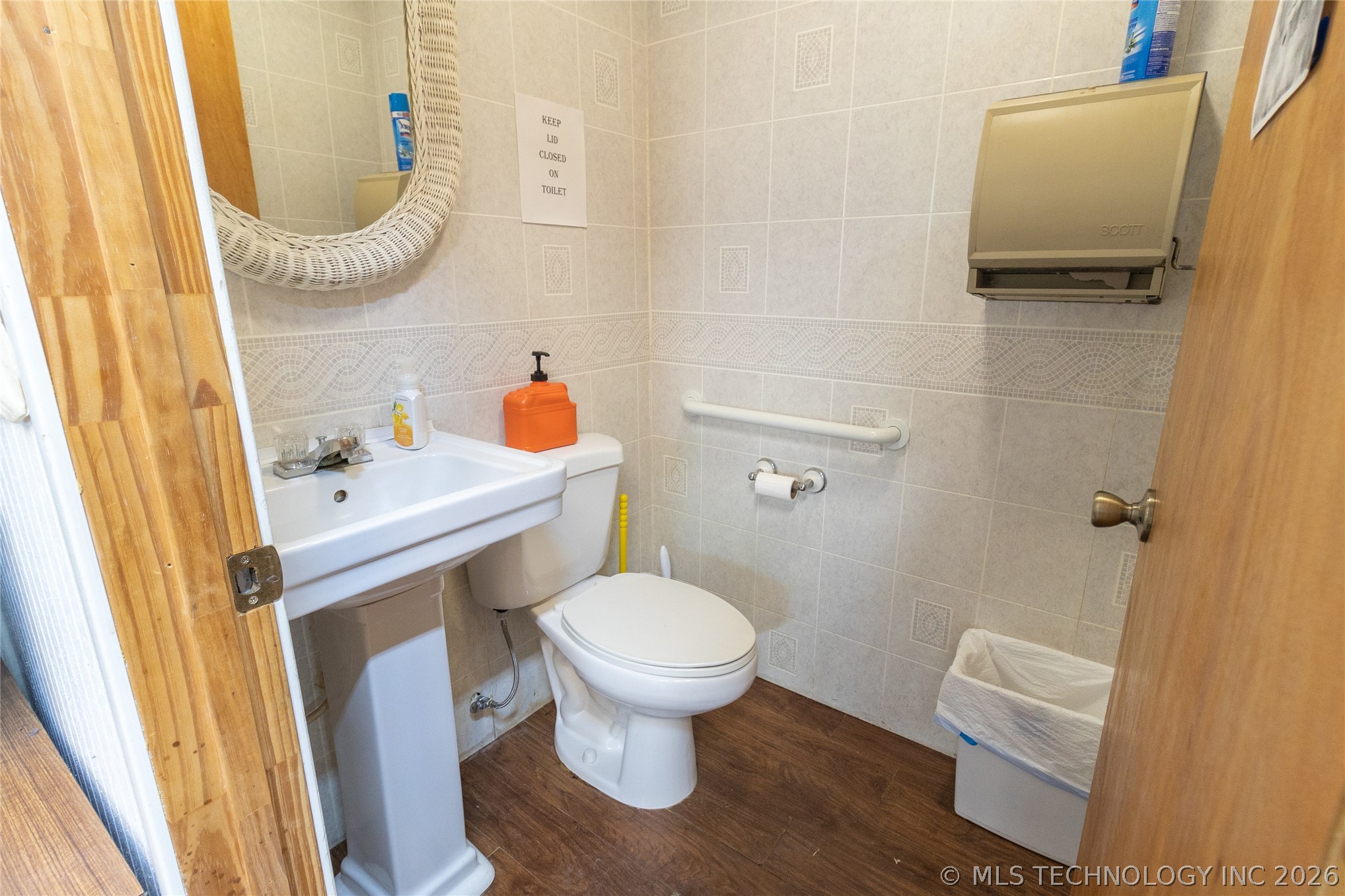 1631 S Us Hwy 69 Highway Property Photo 45