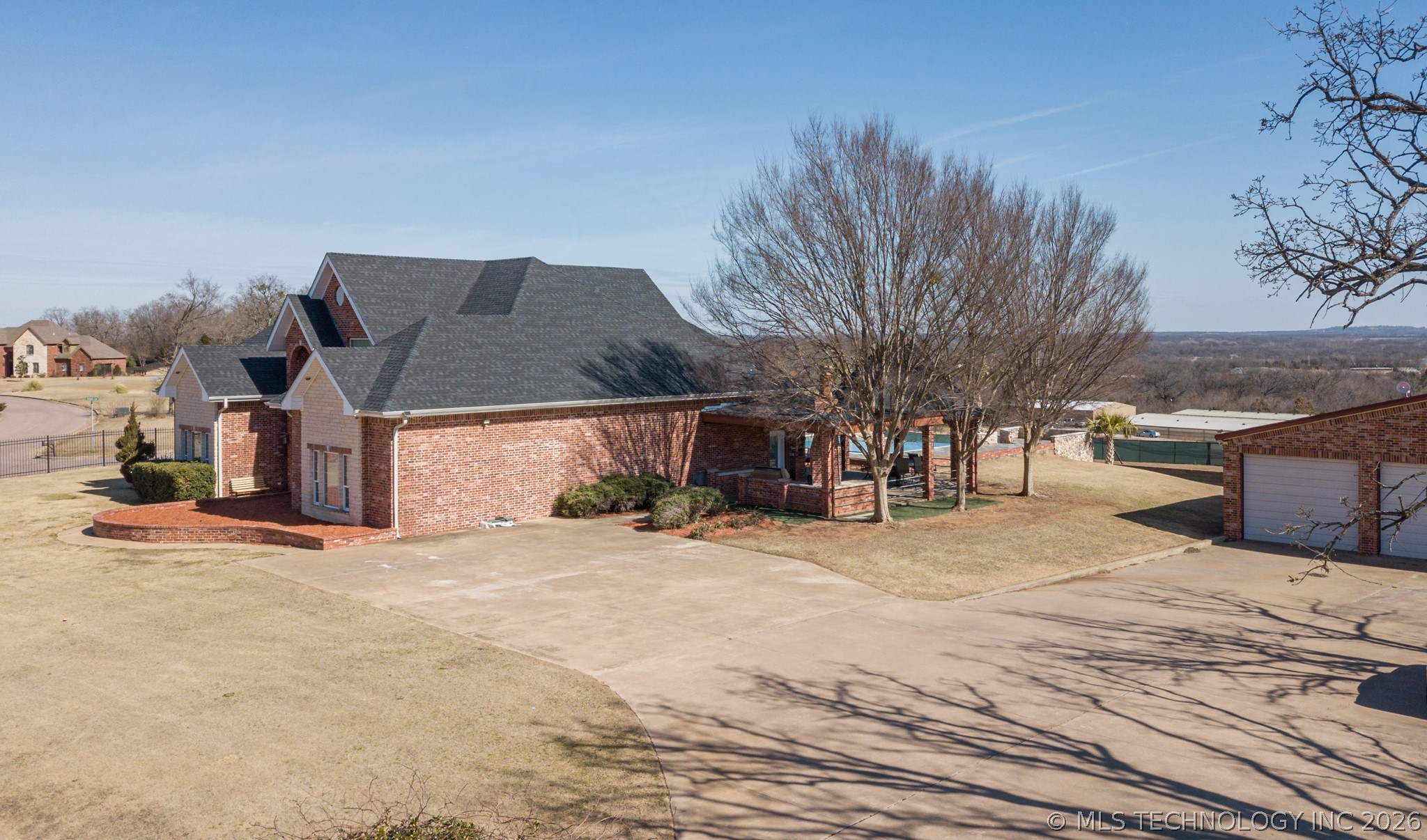 203 Hillcrest Heights Property Photo 4