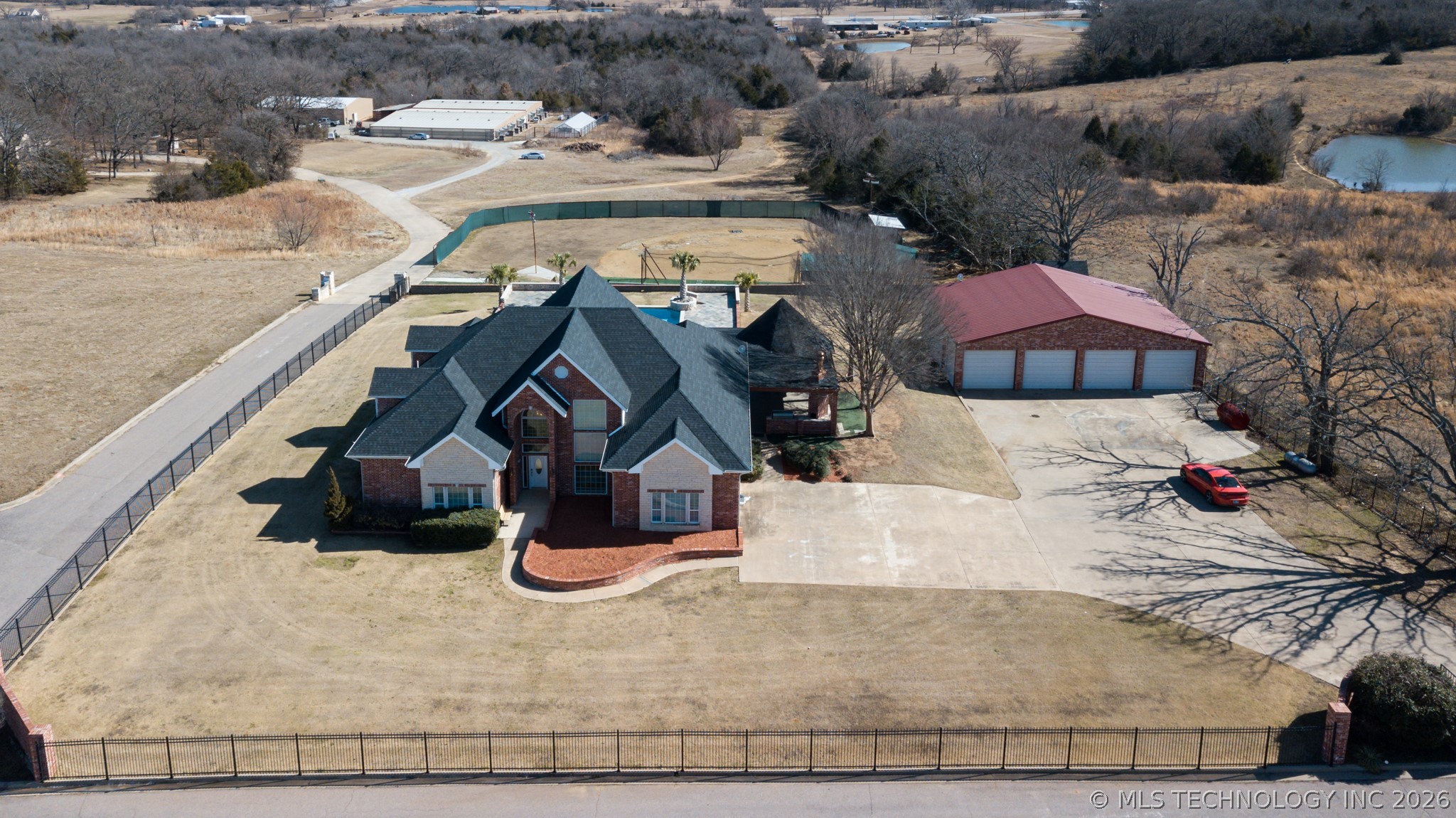 203 Hillcrest Heights Property Photo 5