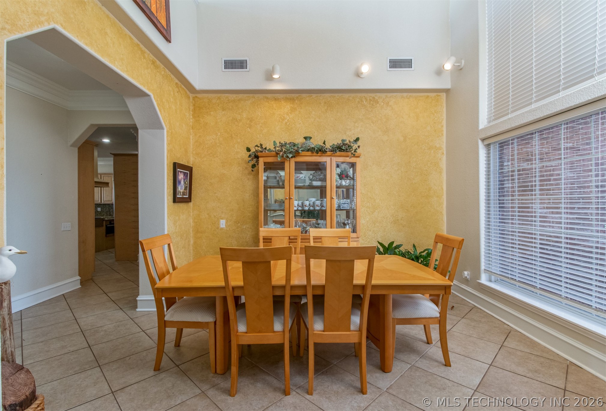 203 Hillcrest Heights Property Photo 8