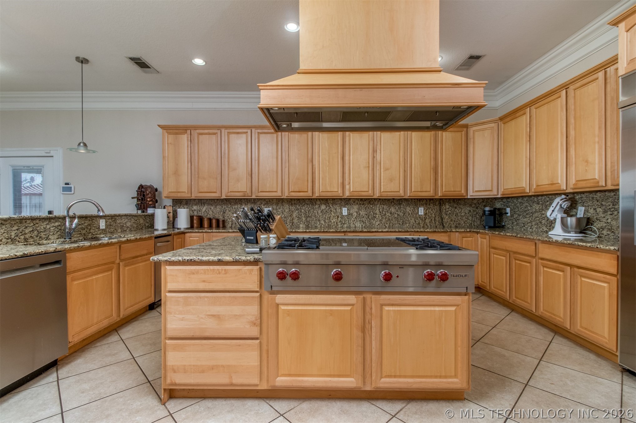 203 Hillcrest Heights Property Photo 13