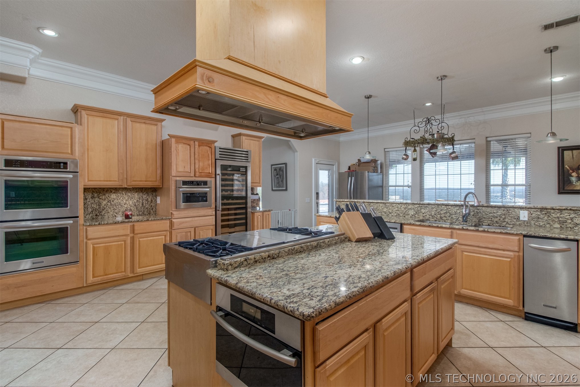 203 Hillcrest Heights Property Photo 14