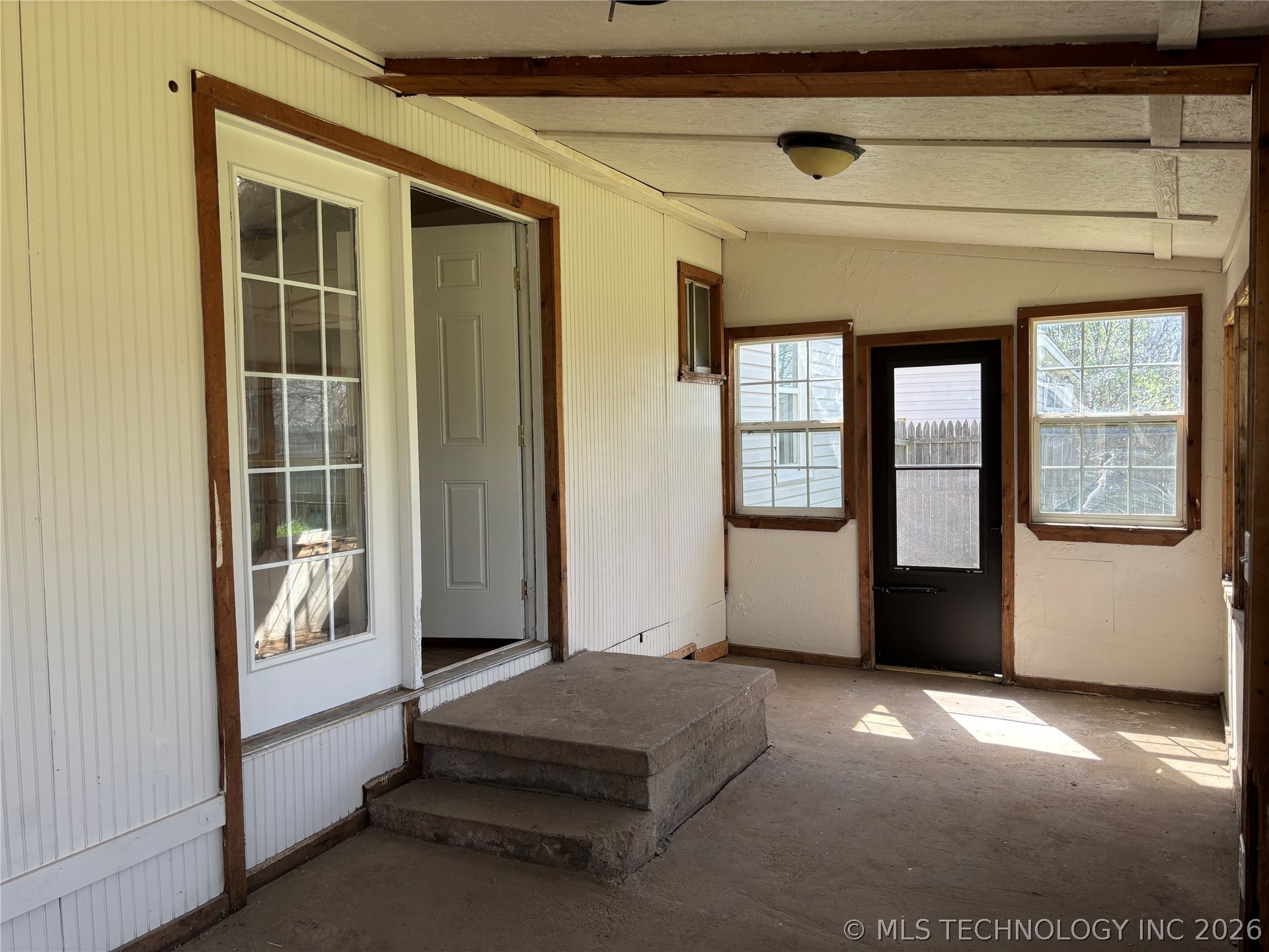 1817 Comanche Property Photo 13