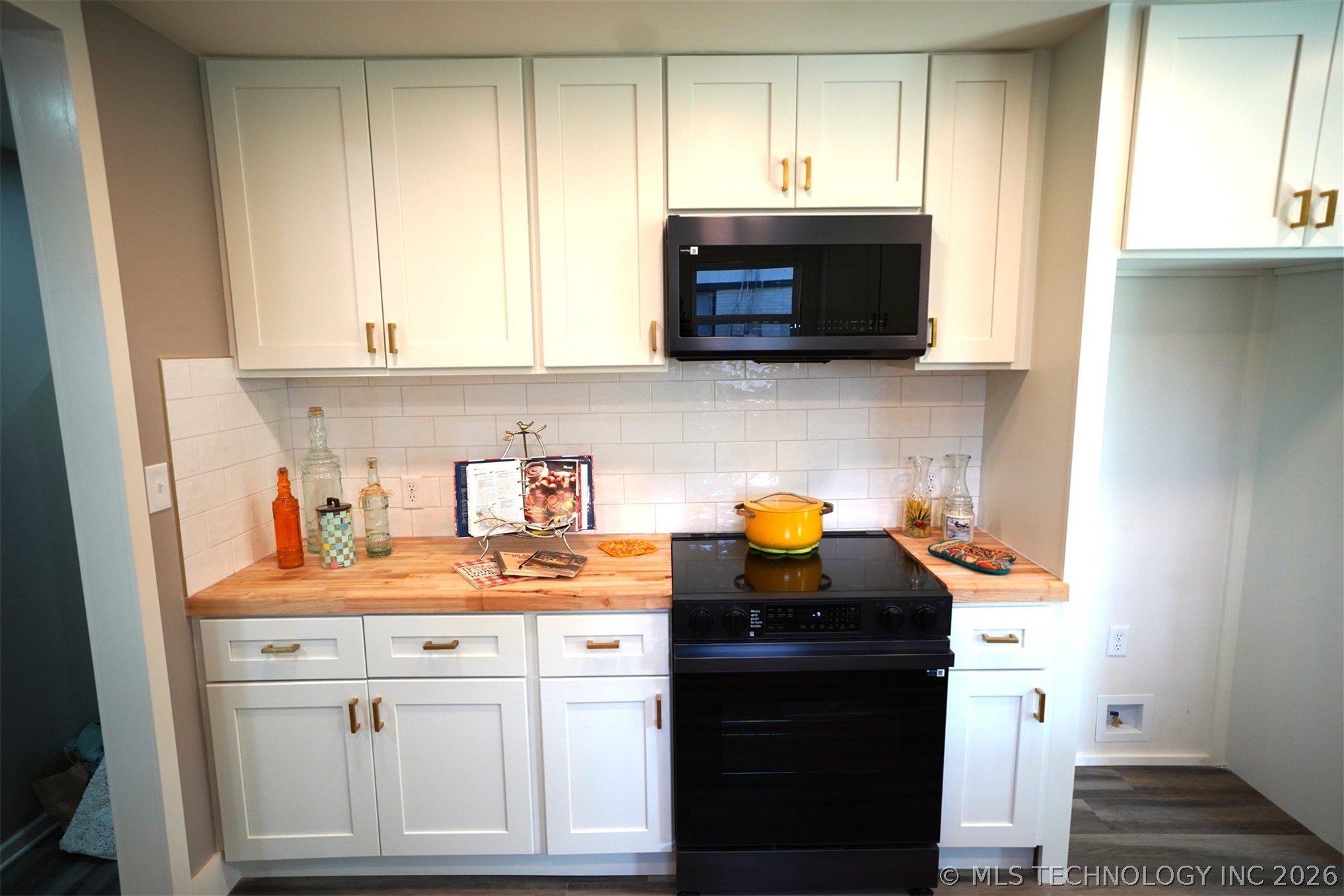 5302 S Saint Louis Avenue Property Photo 21