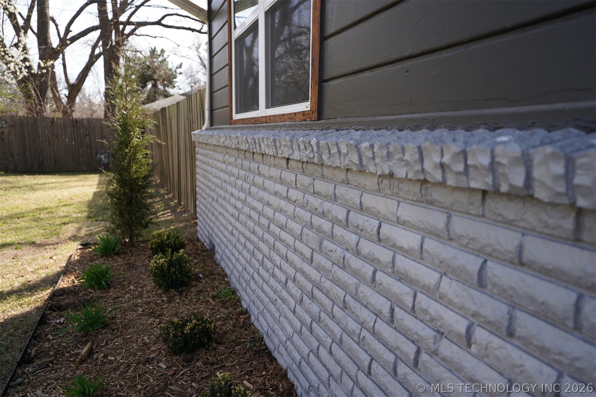 5302 S Saint Louis Avenue Property Photo 31