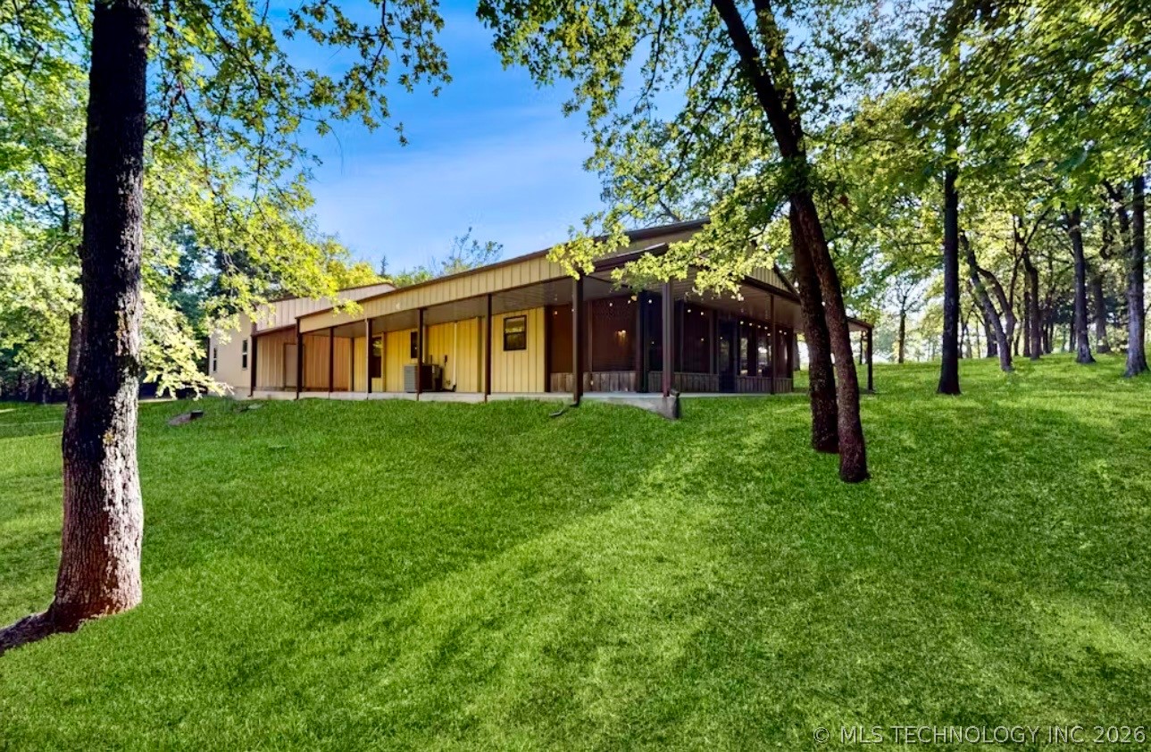 9152 Stone Brook Drive Property Photo 3