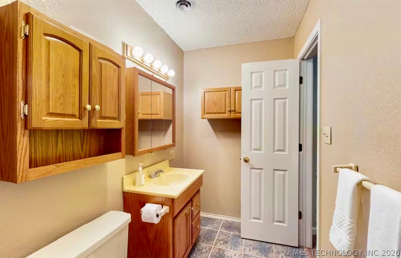 9152 Stone Brook Drive Property Photo 15