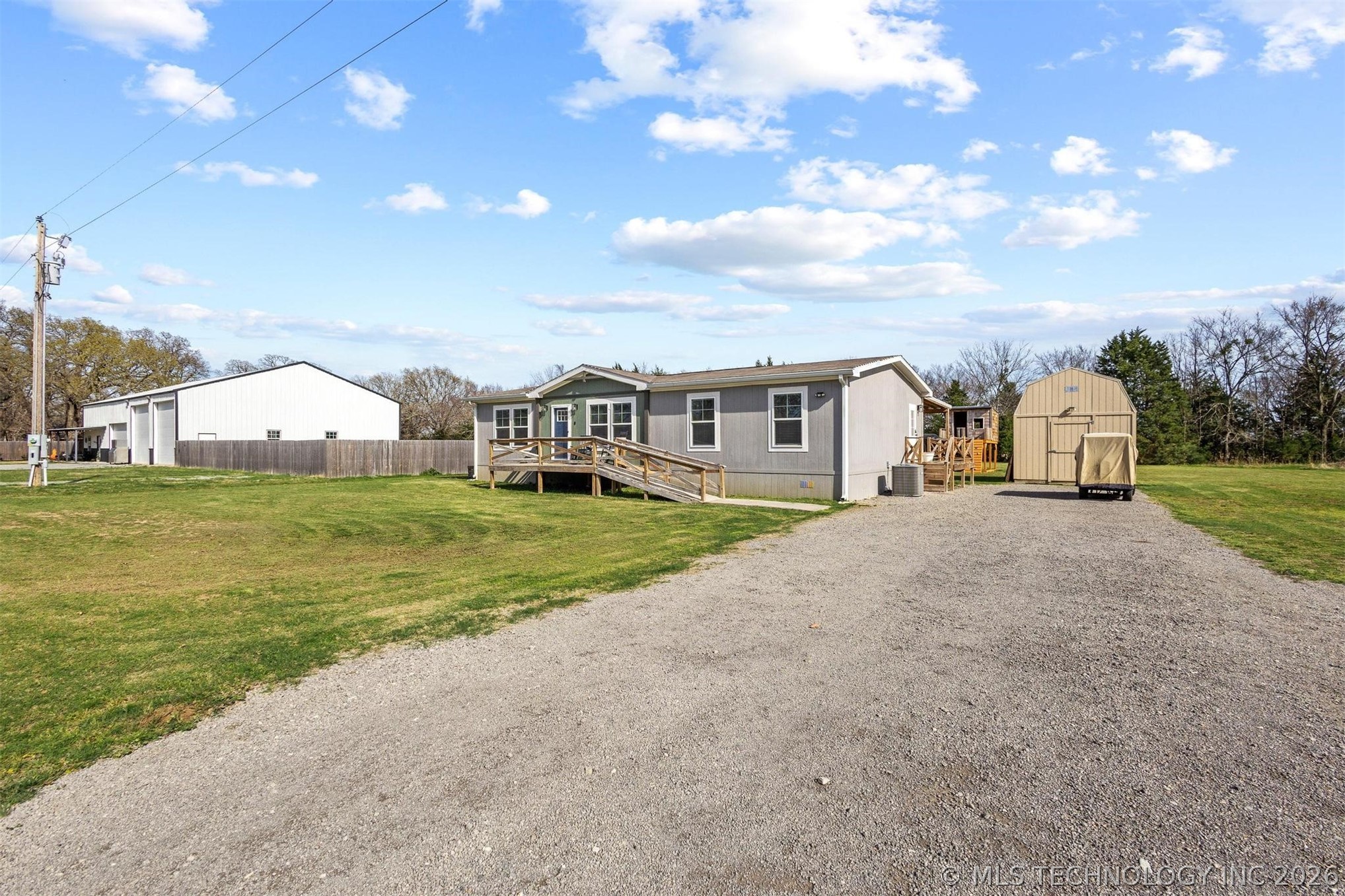 426 White Drive Property Photo 1