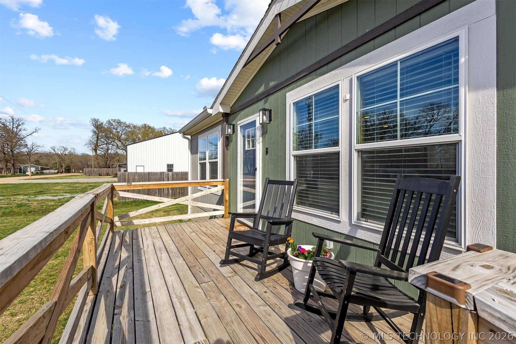 426 White Drive Property Photo 4