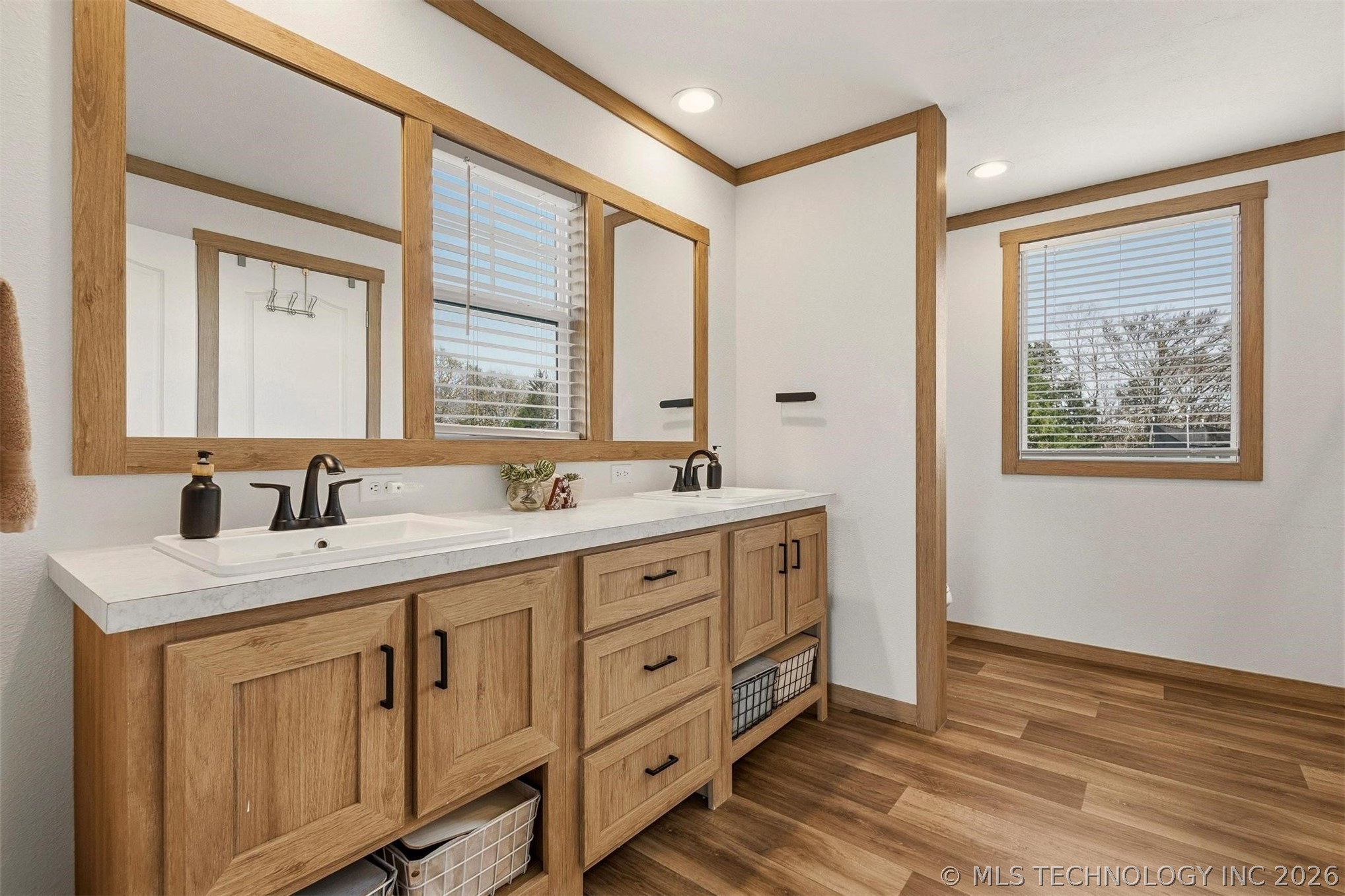 426 White Drive Property Photo 19