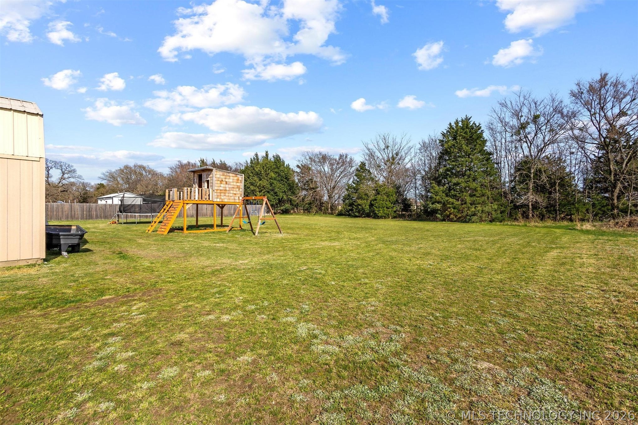 426 White Drive Property Photo 33