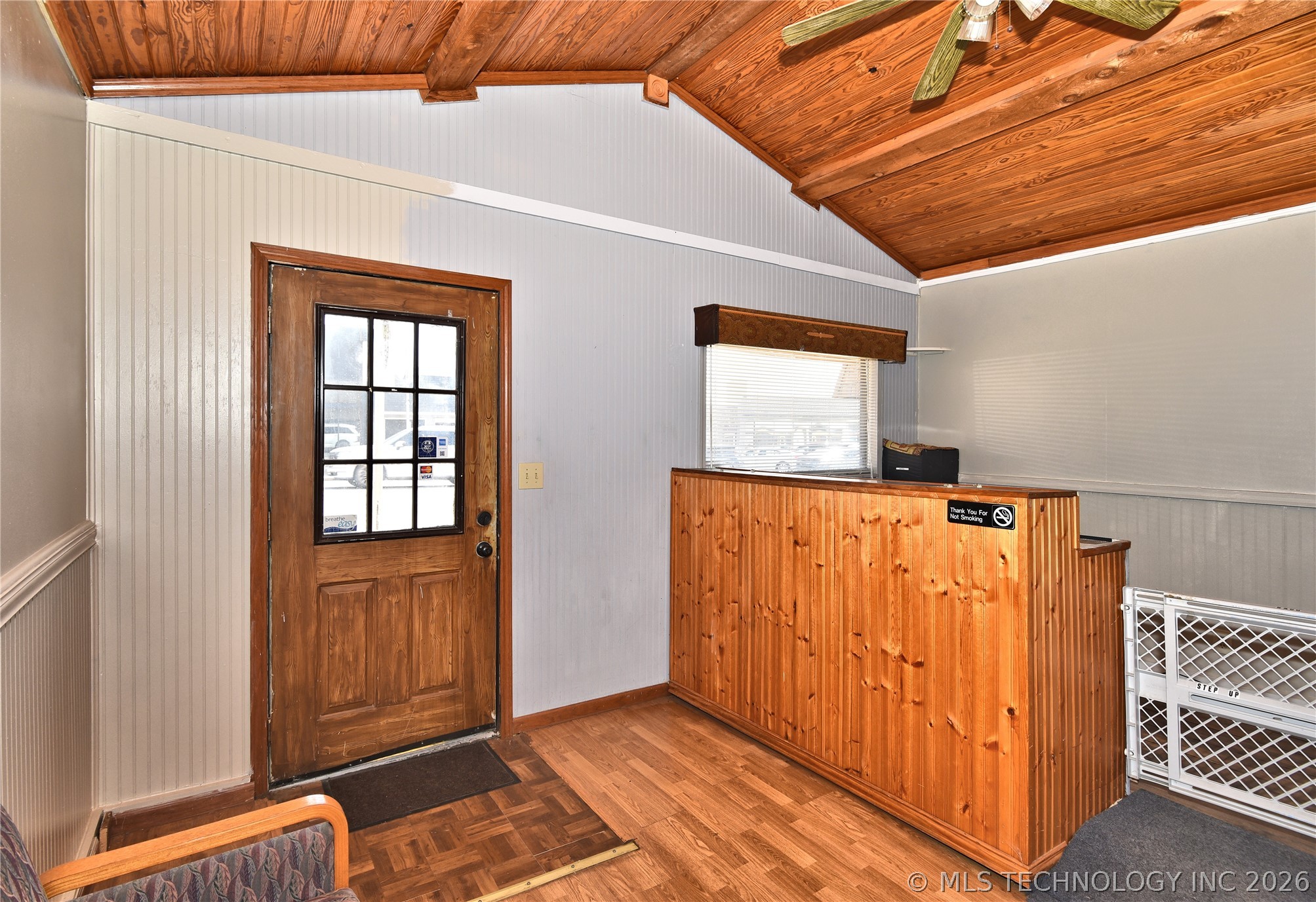 206 S Broadway Street Property Photo 2