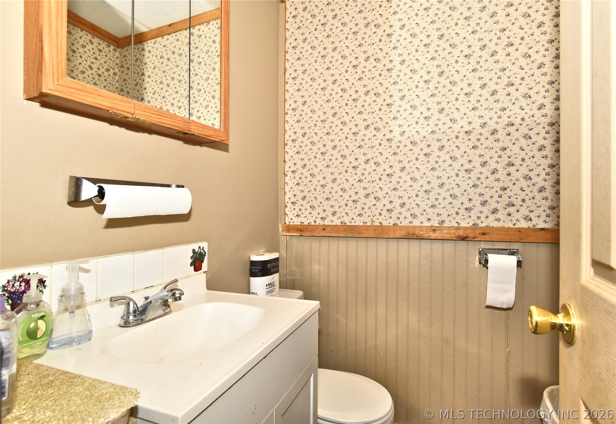 206 S Broadway Street Property Photo 9