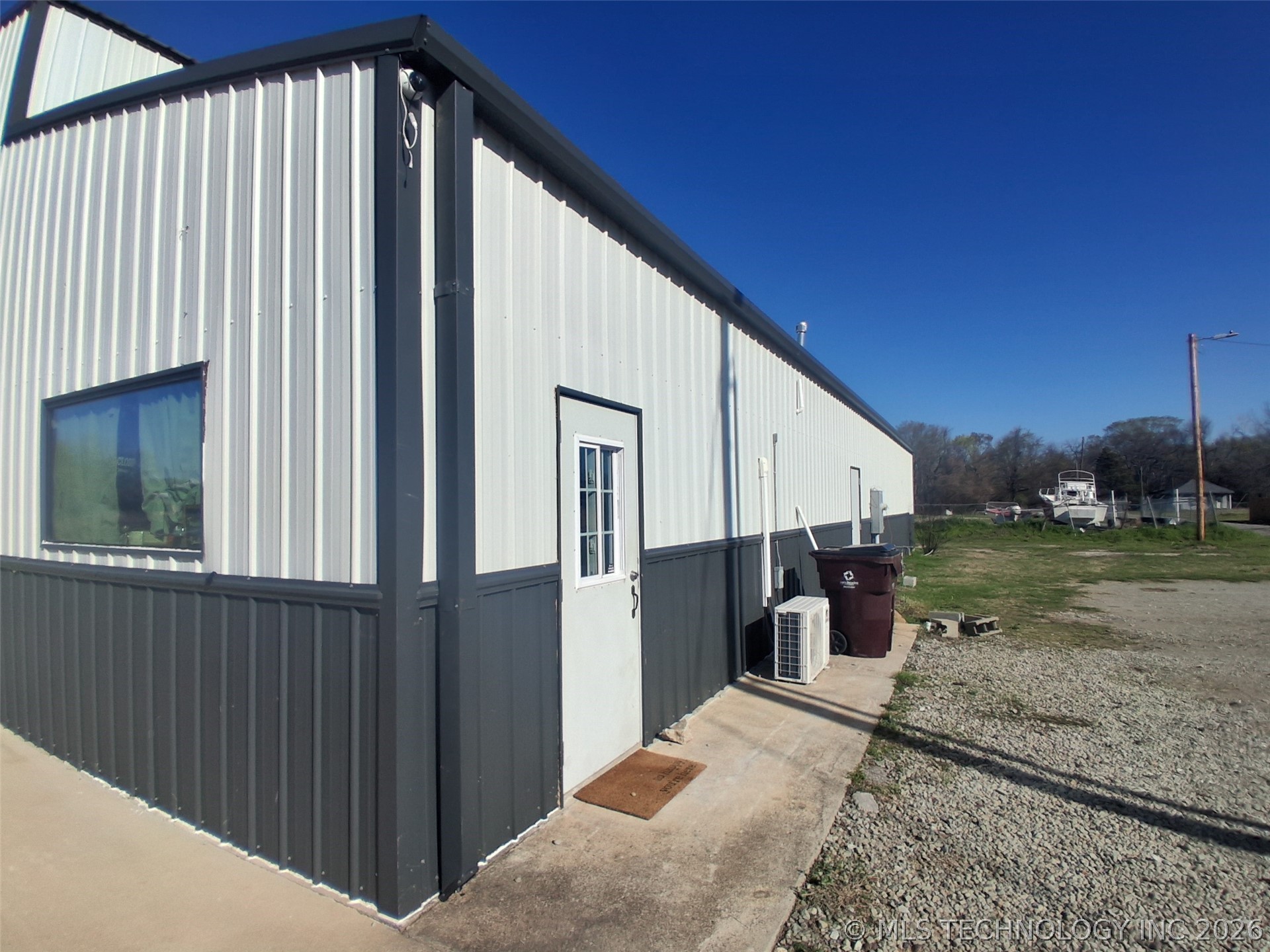 513 N B Property Photo 2