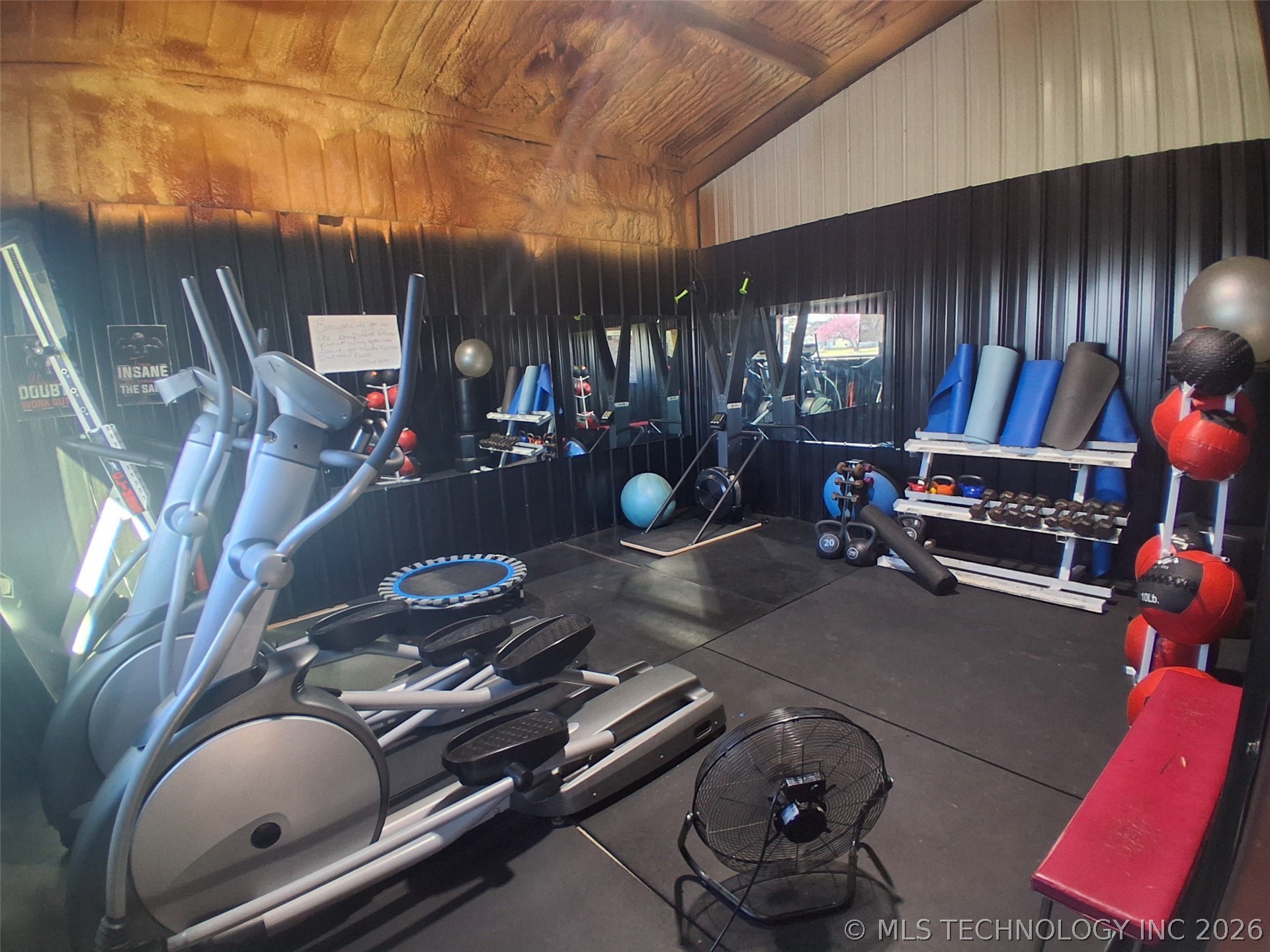 513 N B Property Photo 11