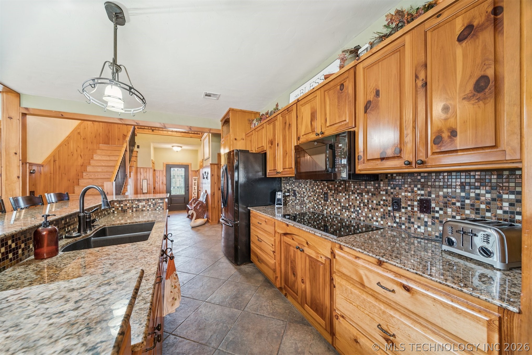 740 Maplebrook Lane Property Photo 15